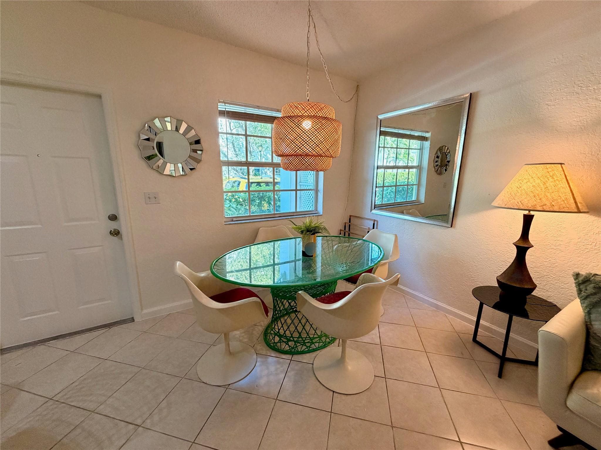 2660 NE 8th Avenue 307, Wilton Manors, FL 33334 — photo 4 of 20