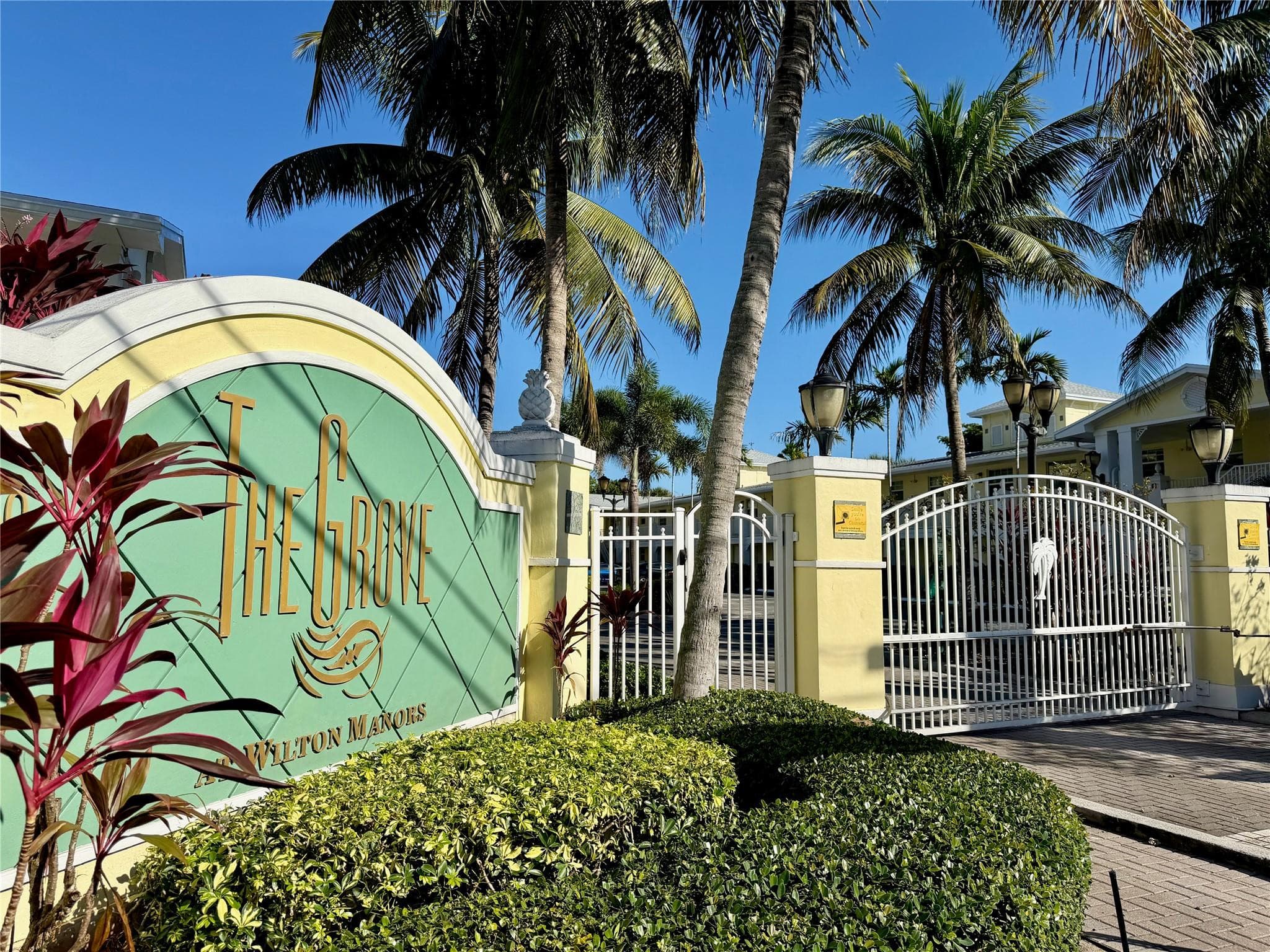 2660 NE 8th Avenue 307, Wilton Manors, FL 33334 — photo 20 of 20
