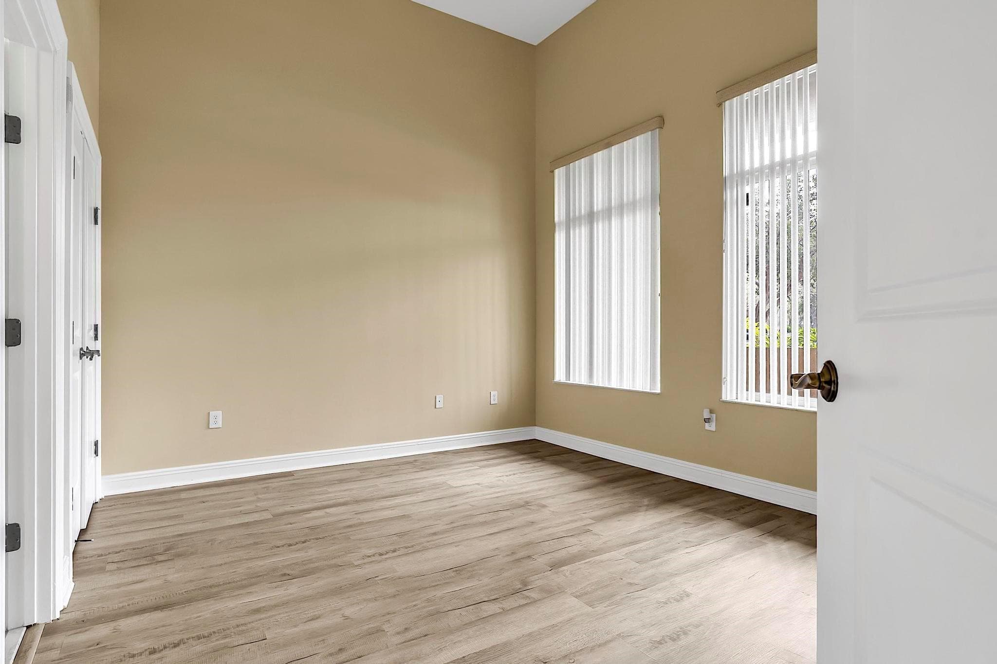 16102 Emerald Estates Drive 108, Weston, FL 33331 — photo 47 of 62