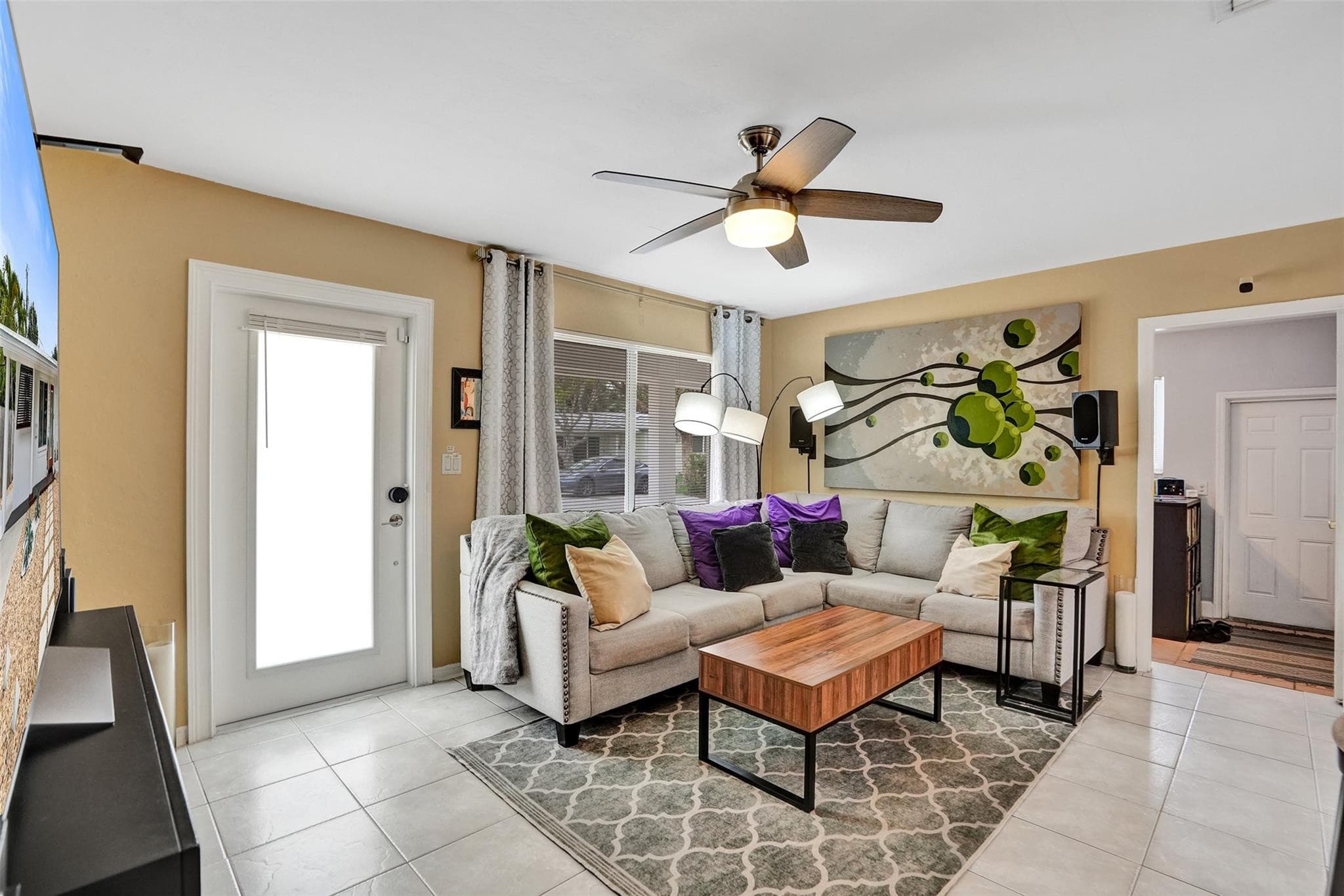 2616 NE 9th Terrace, Wilton Manors, FL 33334 — photo 10 of 27