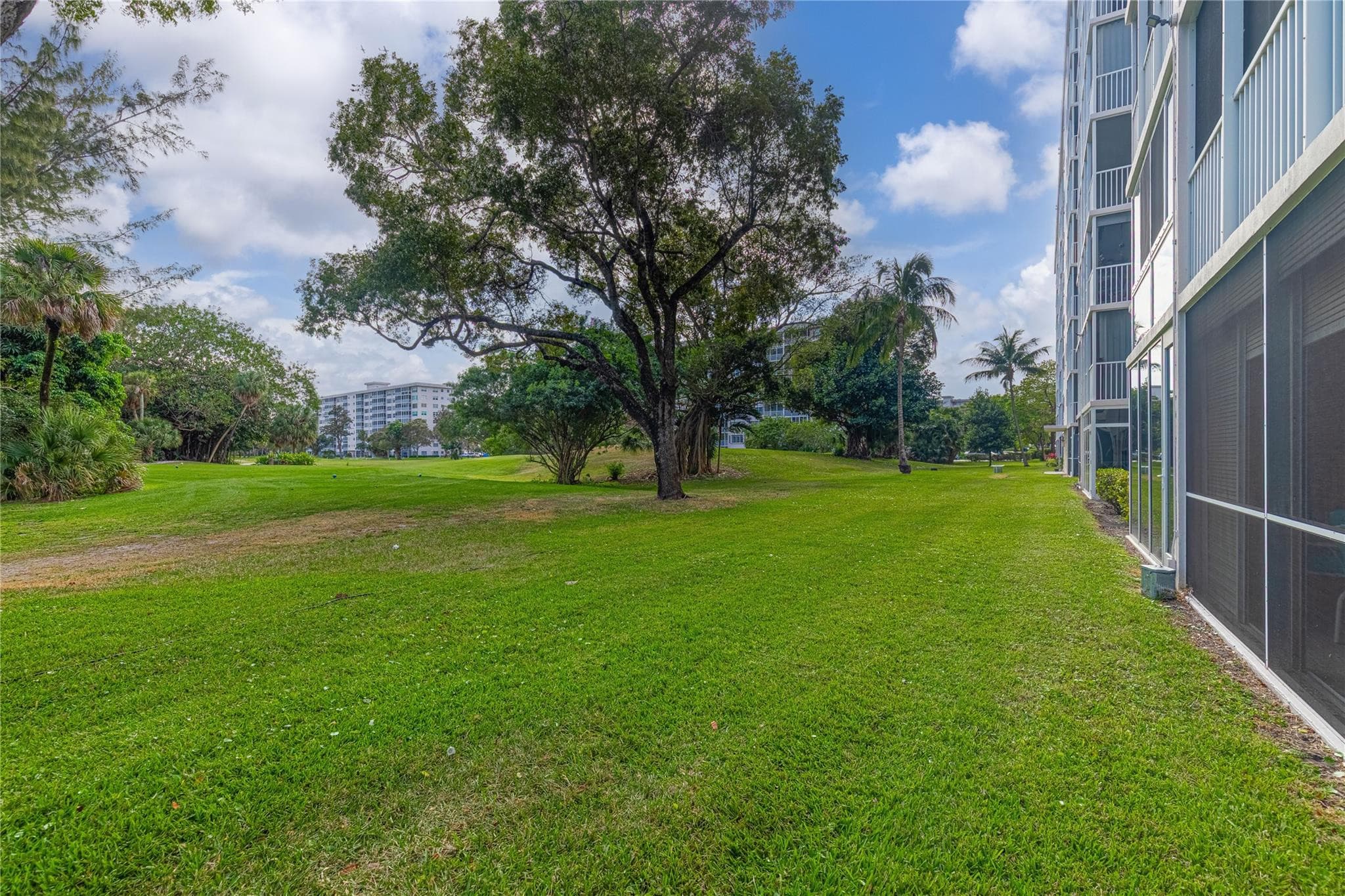 3200 N Palm Aire Drive 110, Pompano Beach, FL 33069 — photo 28 of 35