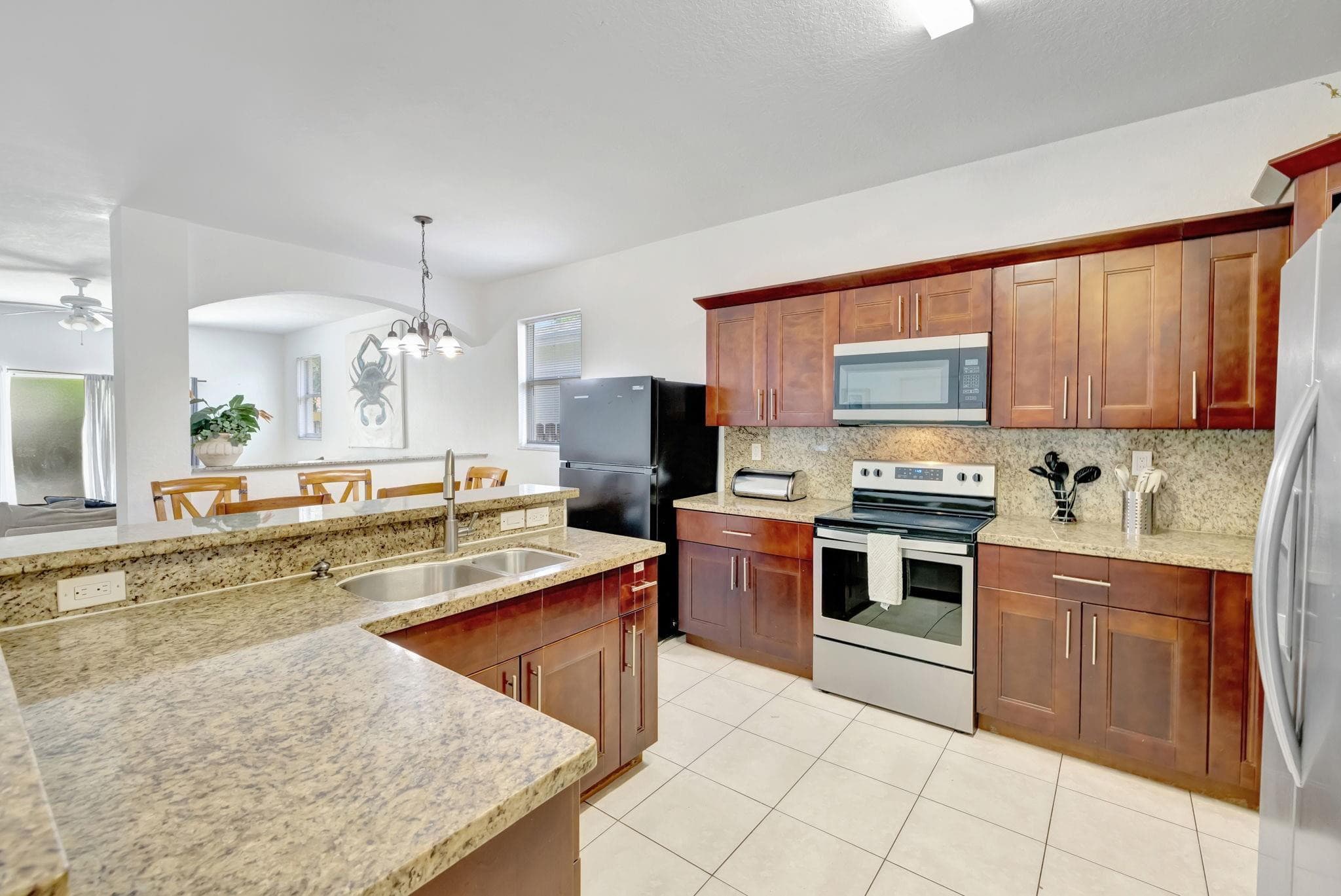 1816 SW 21st Street, Fort Lauderdale, FL 33315 — photo 5 of 36