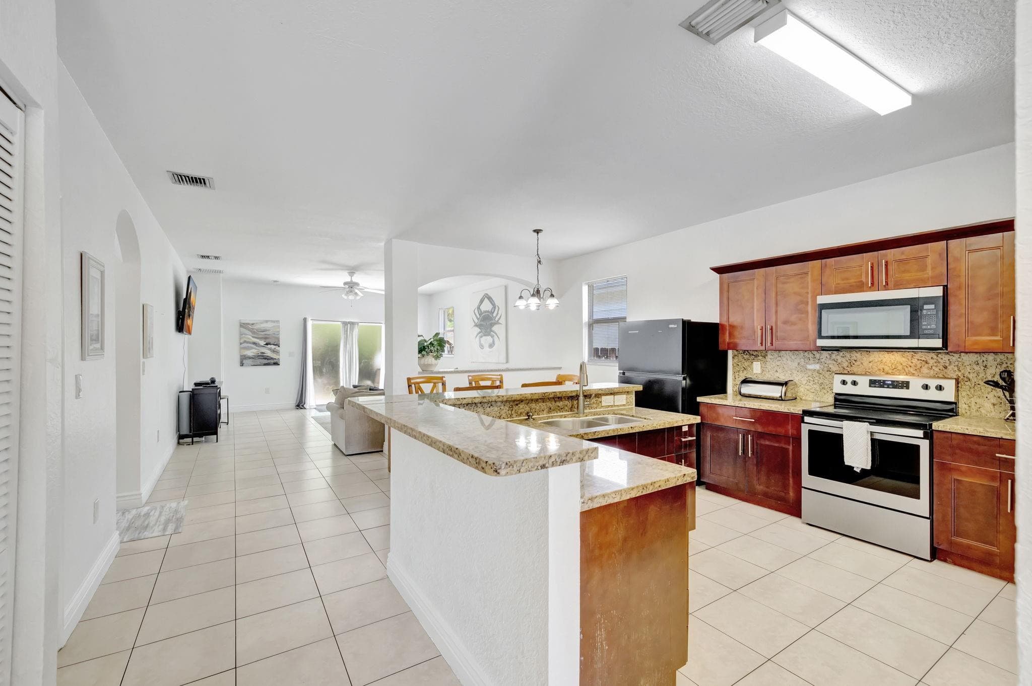 1816 SW 21st Street, Fort Lauderdale, FL 33315 — photo 7 of 36