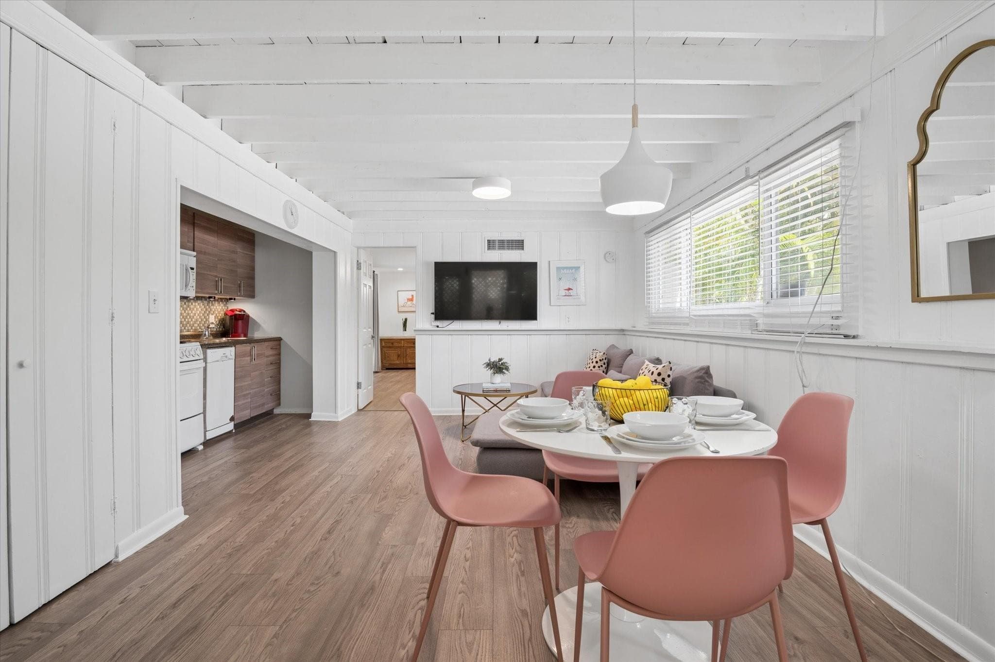 1123 NE 14th Avenue, Fort Lauderdale, FL 33304 — photo 10 of 38