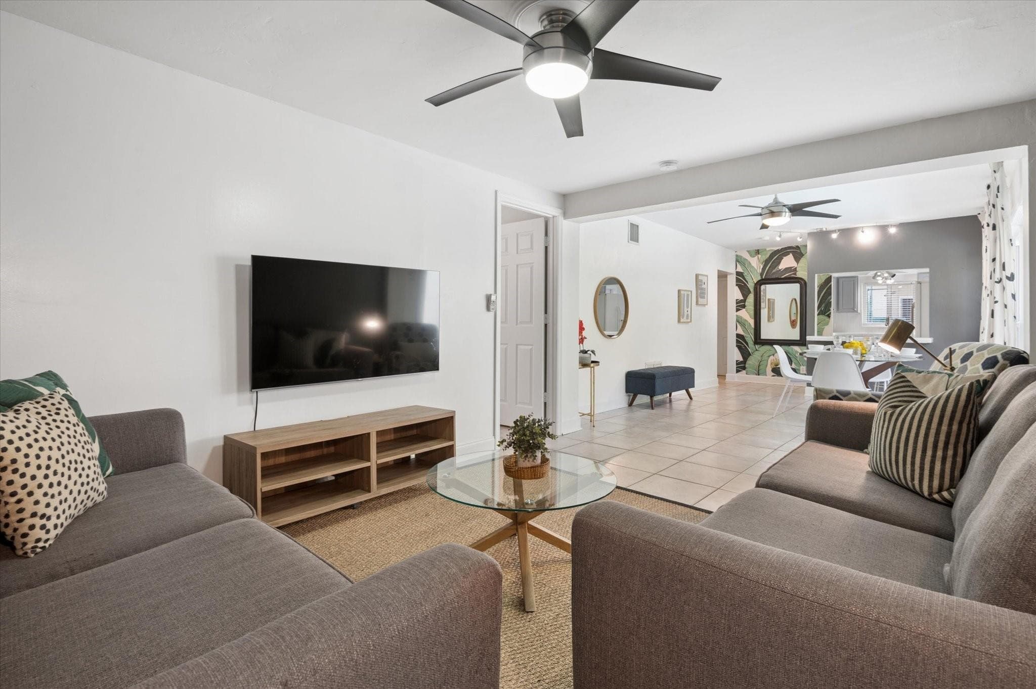 1123 NE 14th Avenue, Fort Lauderdale, FL 33304 — photo 18 of 38