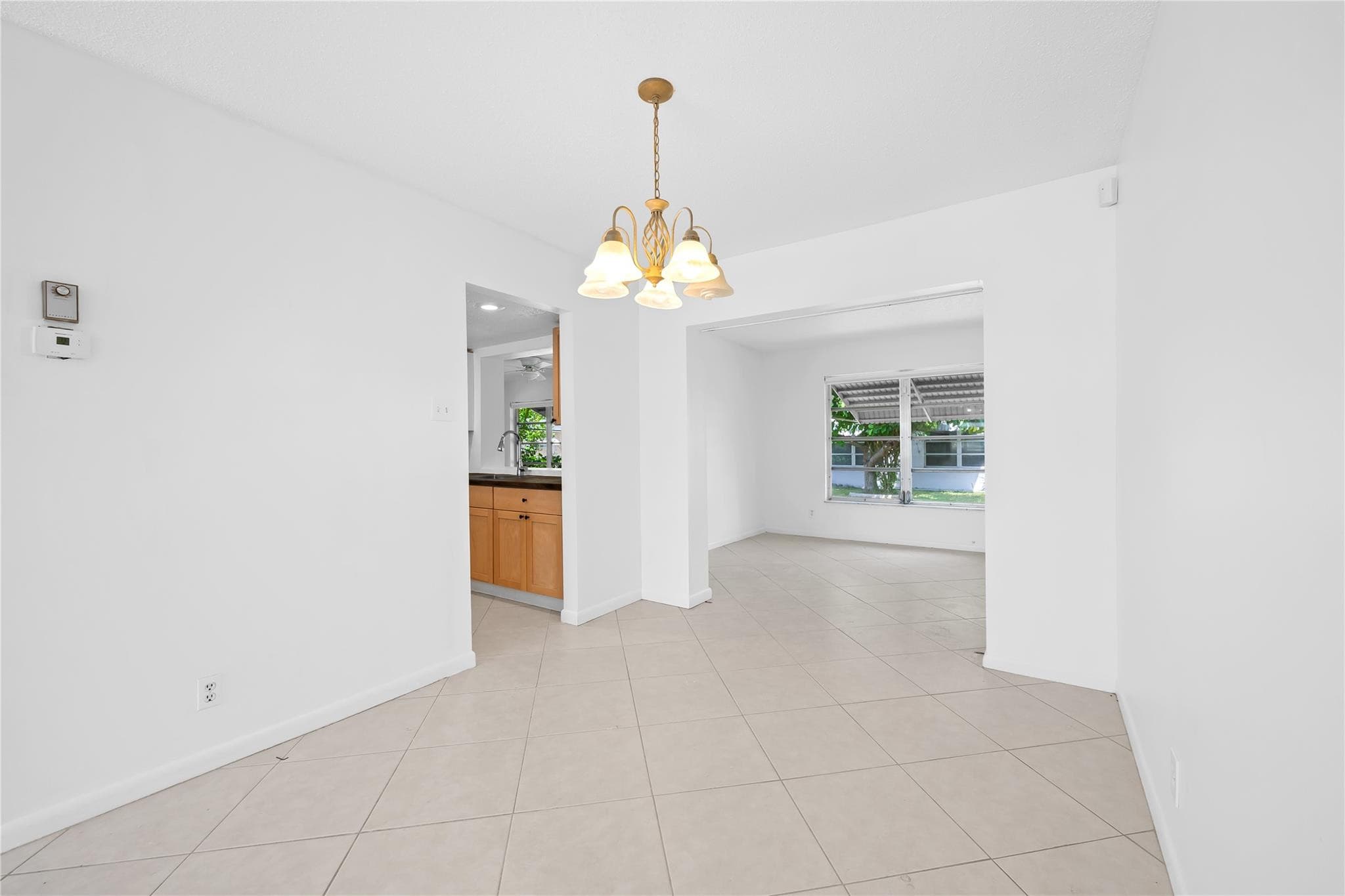 7005 NW 11th Street, Margate, FL 33063 — photo 11 of 32