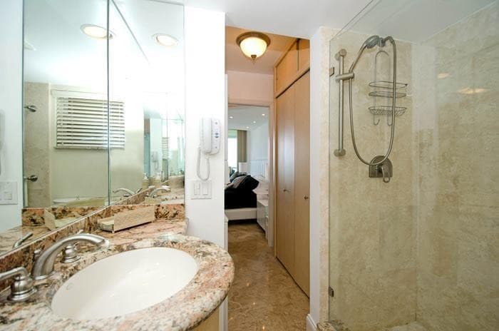 333 NE 21st Avenue 1822, Deerfield Beach, FL 33441 — photo 4 of 39