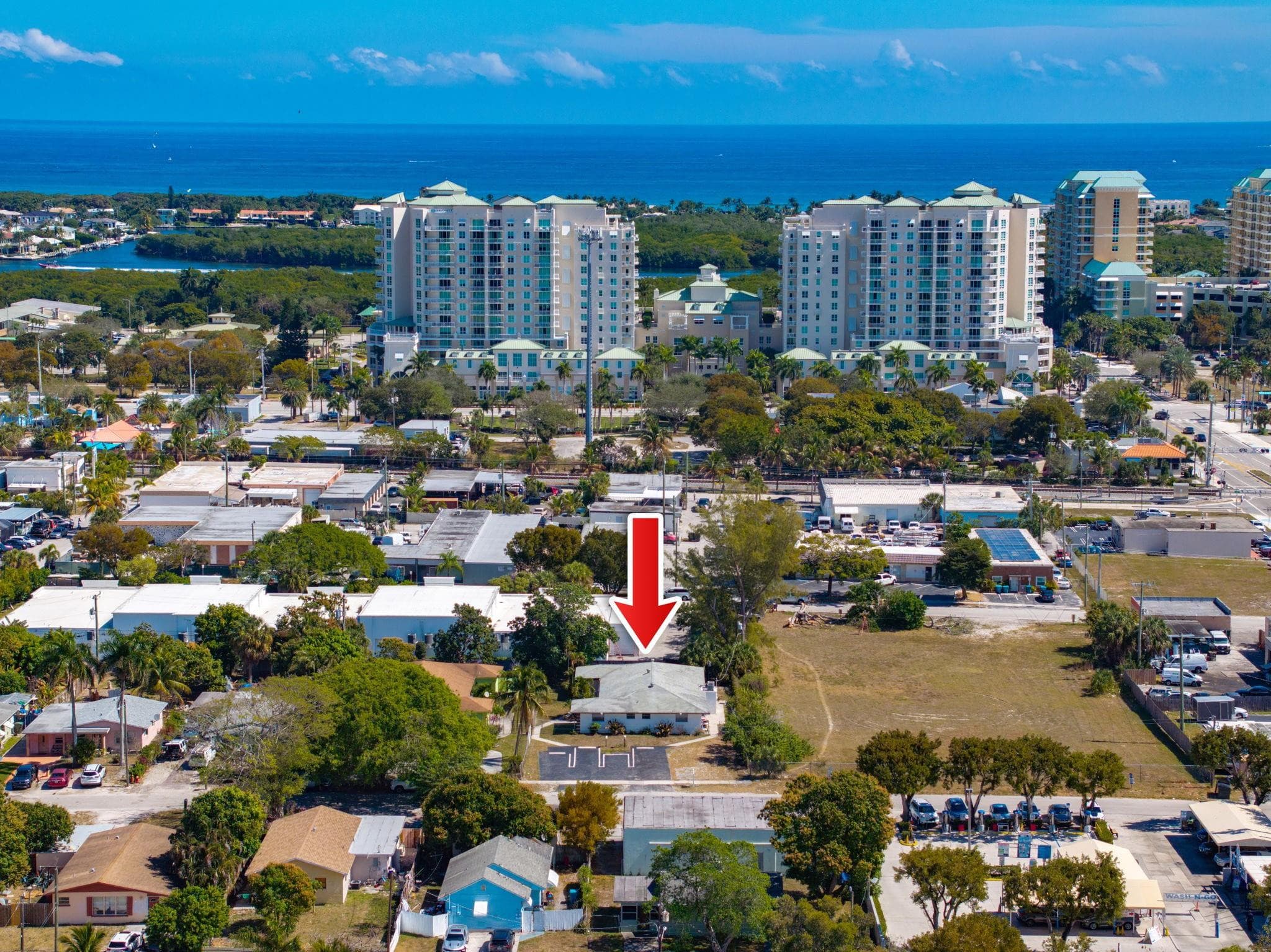 400 NE 2nd Street, Boynton Beach, FL 33435 — photo 1 of 39