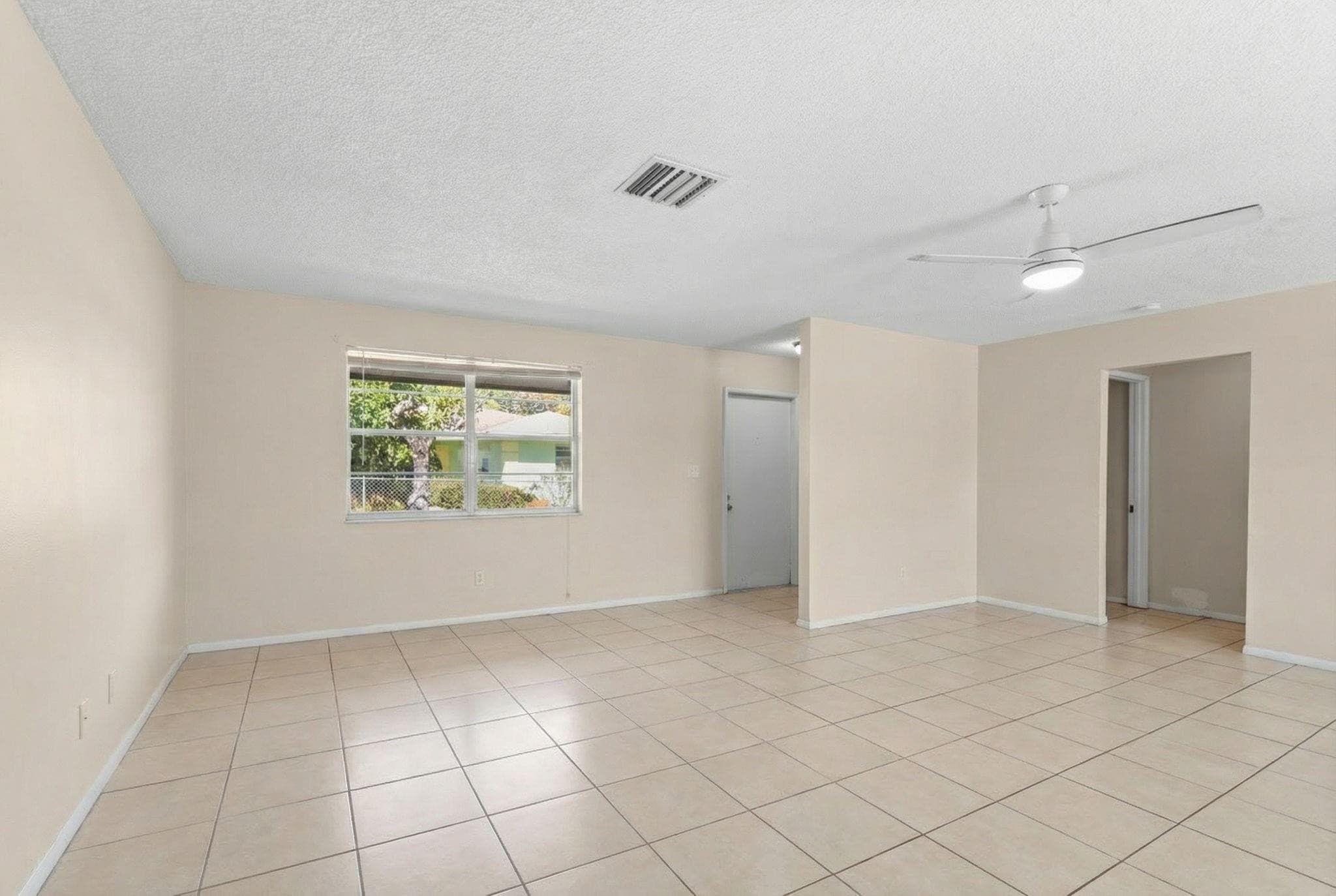 400 NE 2nd Street, Boynton Beach, FL 33435 — photo 13 of 39