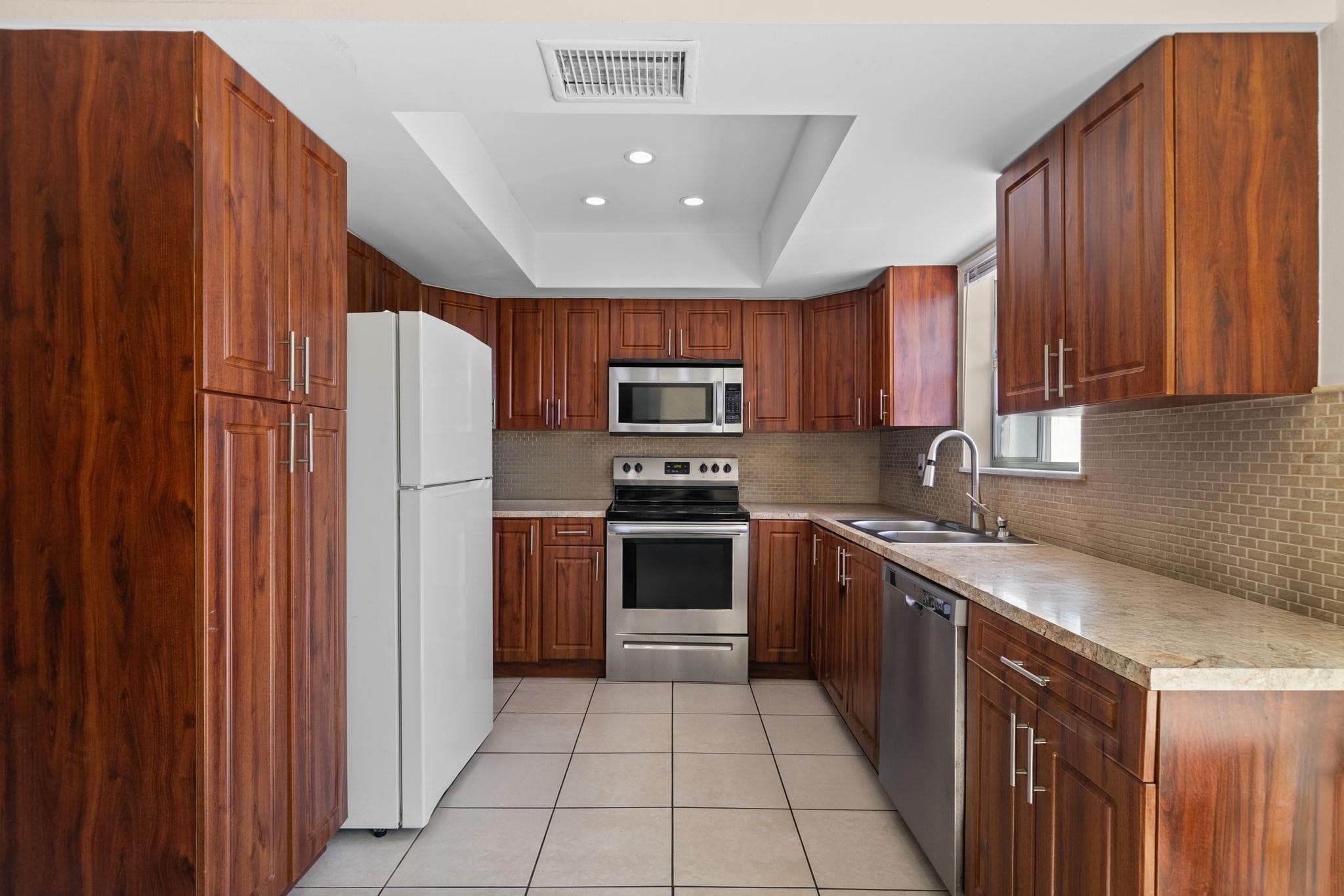 400 NE 2nd Street, Boynton Beach, FL 33435 — photo 30 of 39