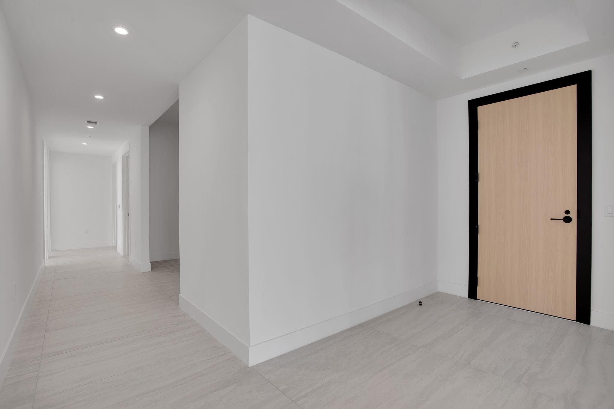 151 N Seabreeze Boulevard E-501, Fort Lauderdale, FL 33304 — photo 33 of 115
