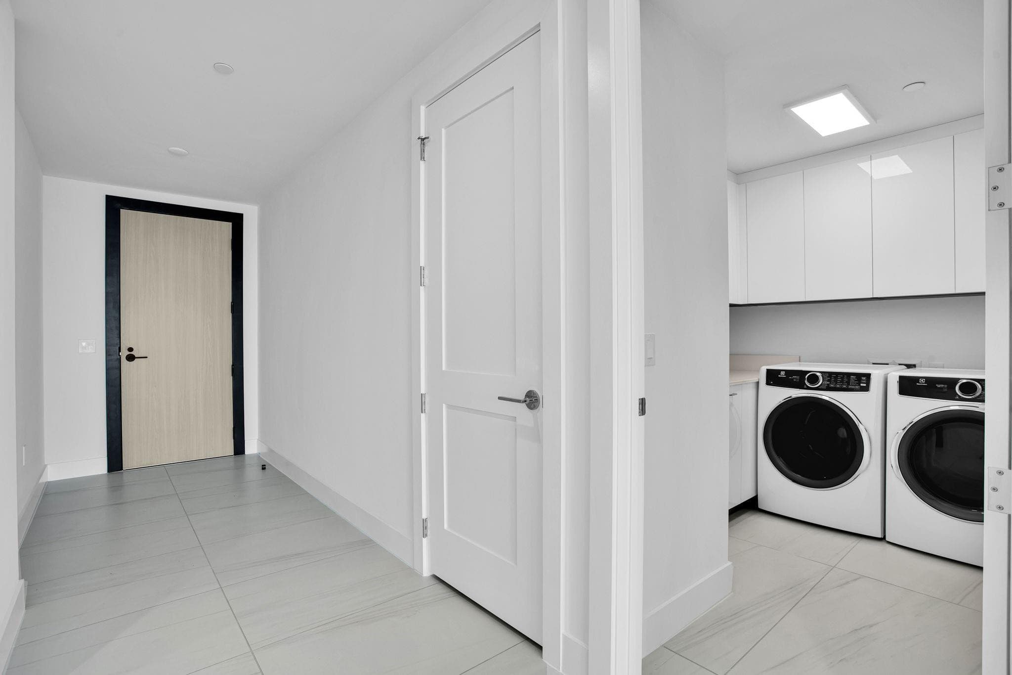 153 N Seabreeze Boulevard S-2501, Fort Lauderdale, FL 33304 — photo 9 of 69