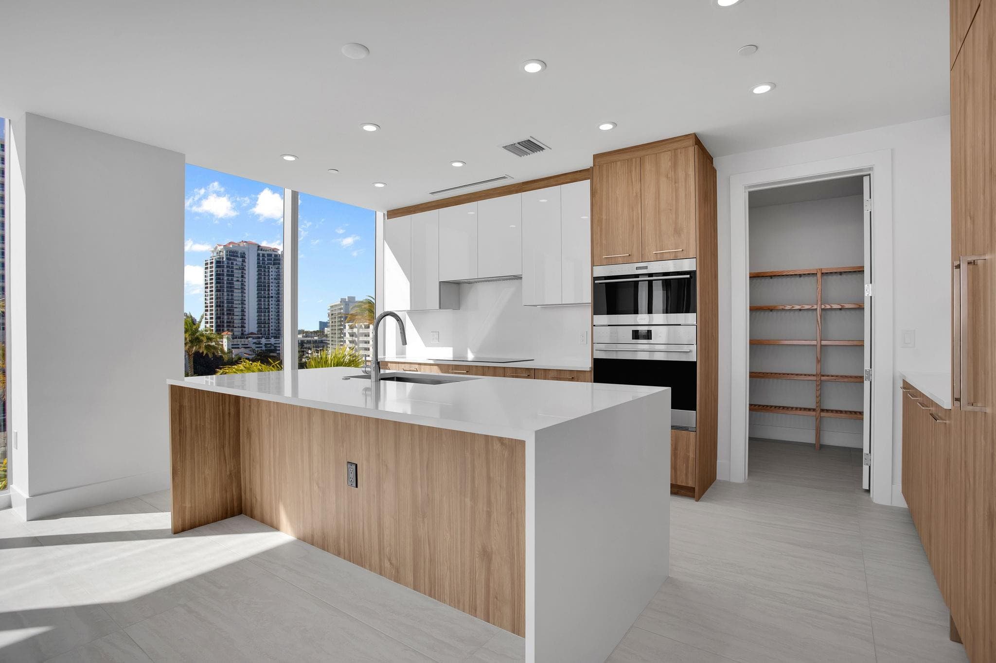 151 N Seabreeze Boulevard E-501, Fort Lauderdale, FL 33304 — photo 43 of 115