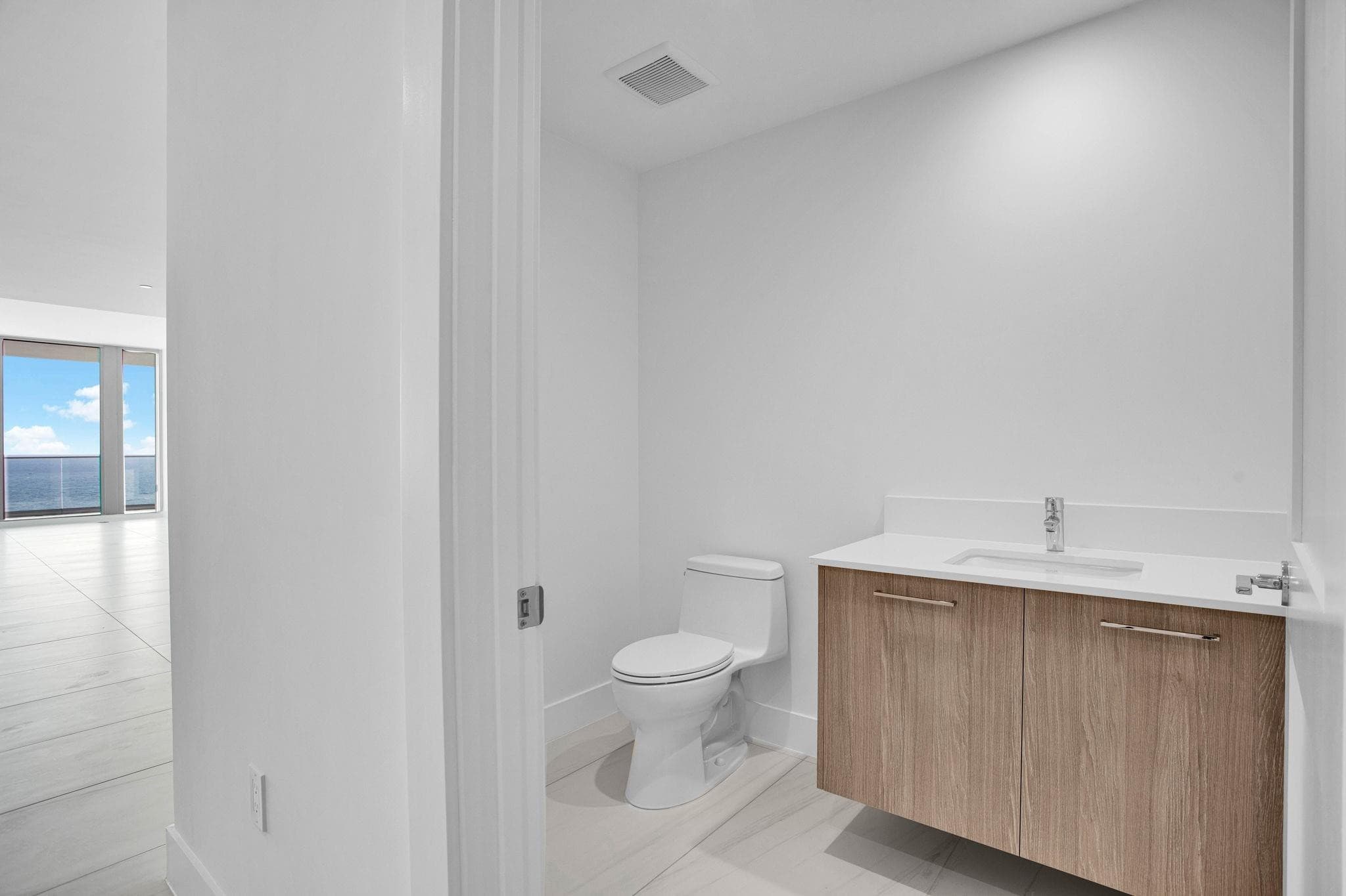 153 N Seabreeze Boulevard S-2501, Fort Lauderdale, FL 33304 — photo 12 of 69