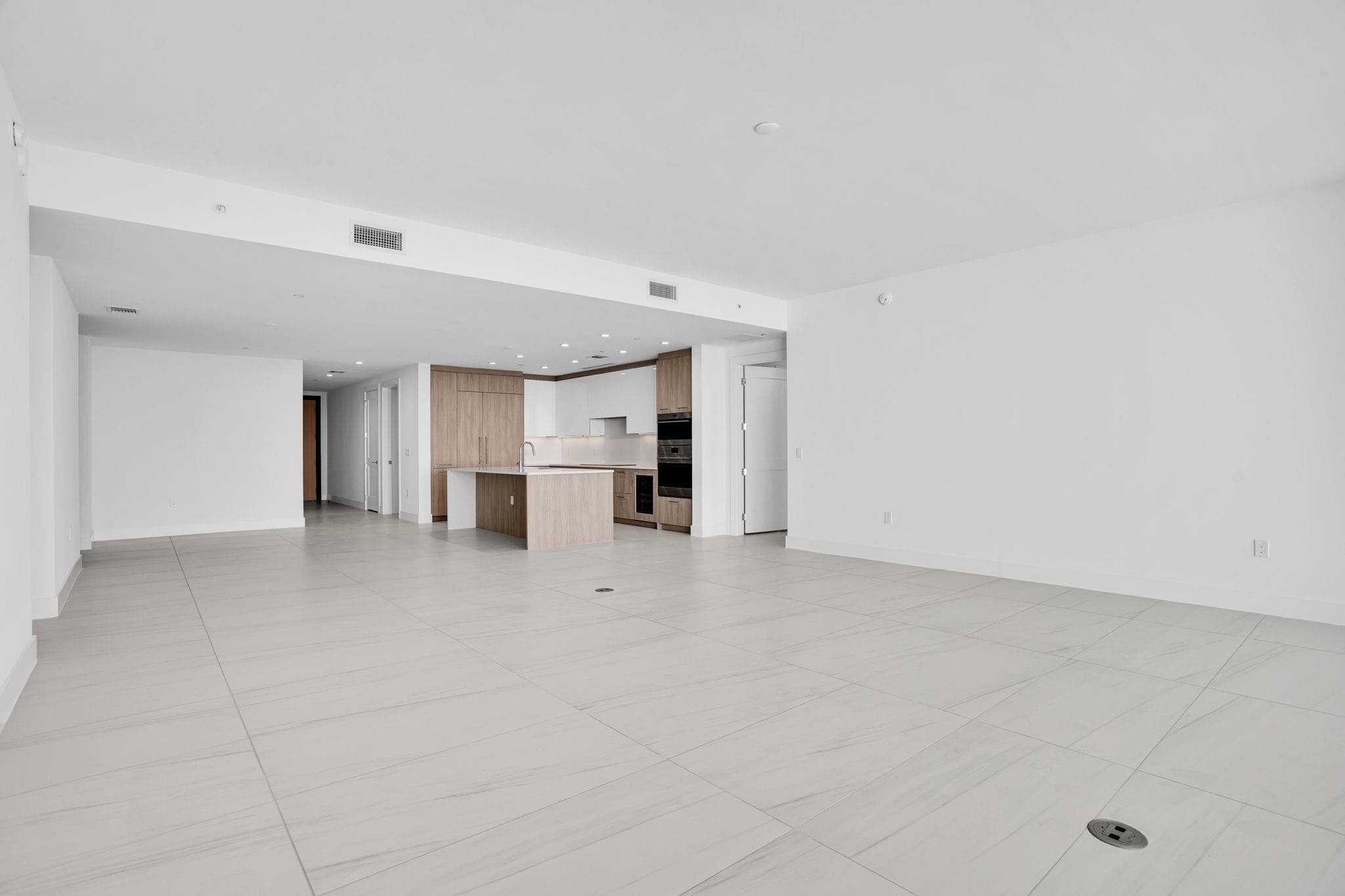 153 N Seabreeze Boulevard S-2501, Fort Lauderdale, FL 33304 — photo 22 of 69