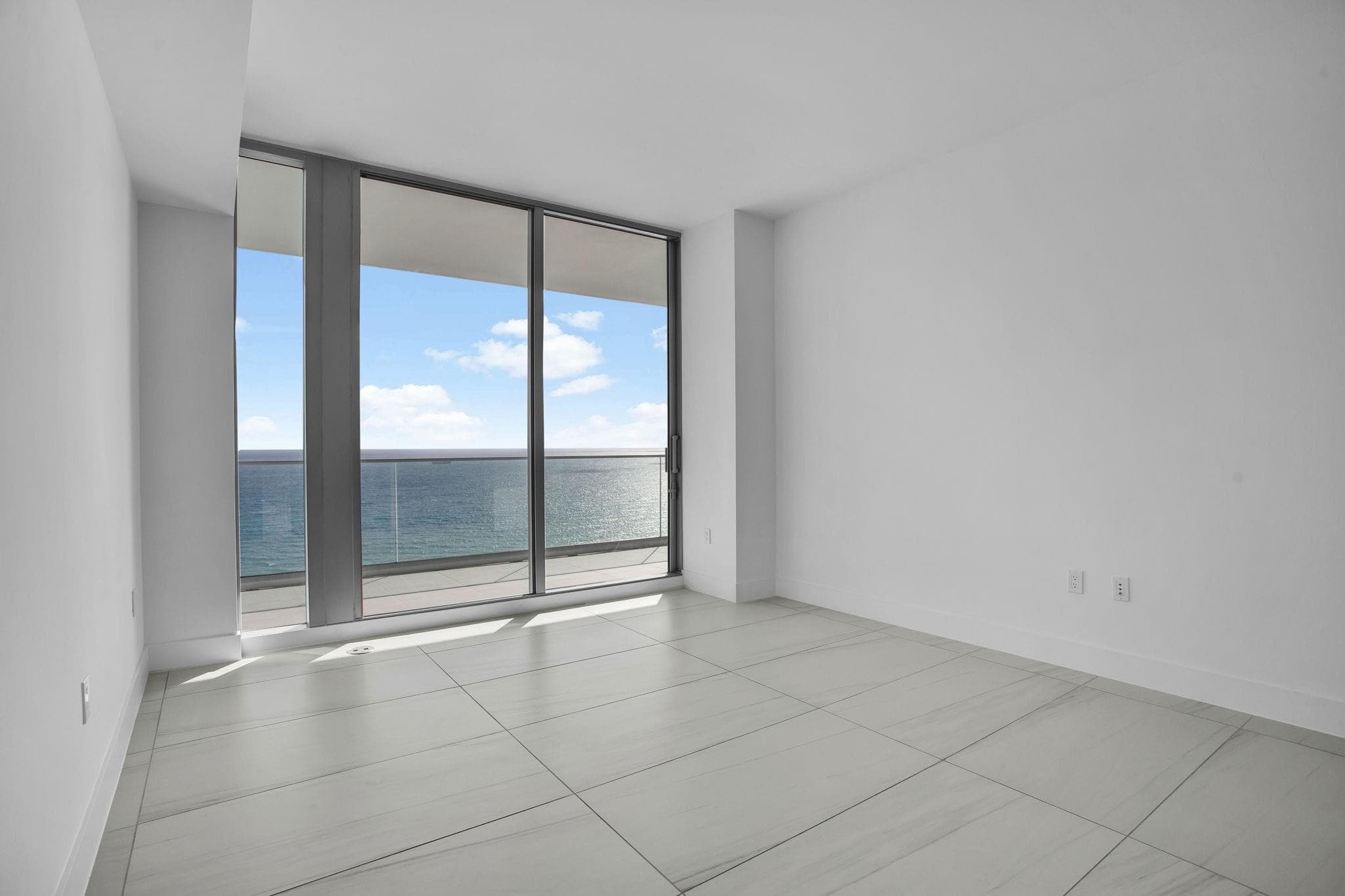 153 N Seabreeze Boulevard S-2501, Fort Lauderdale, FL 33304 — photo 28 of 69