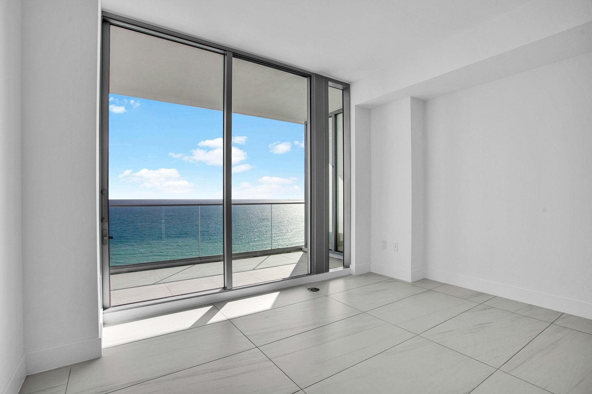 153 N Seabreeze Boulevard S-2501, Fort Lauderdale, FL 33304 — photo 39 of 69