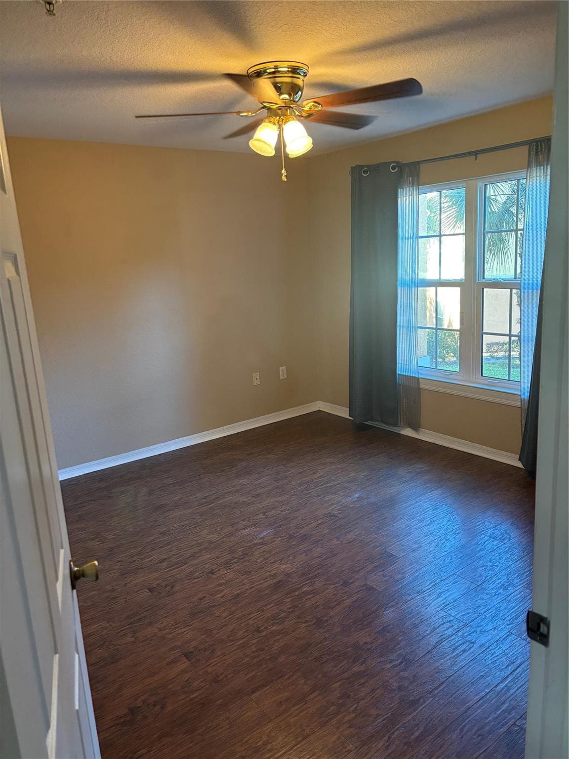 5475 Vineland Road 8212, Orlando, FL 32811 — photo 11 of 12