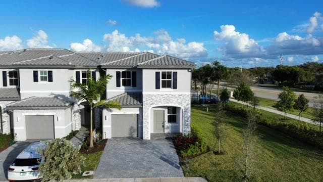 4611 NW 118th Avenue, Coral Springs, FL 33076 — photo 1 of 15