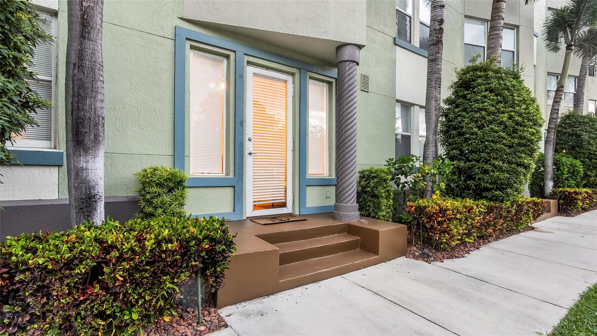 533 NE 3rd Avenue 132, Fort Lauderdale, FL 33301 — photo 1 of 26