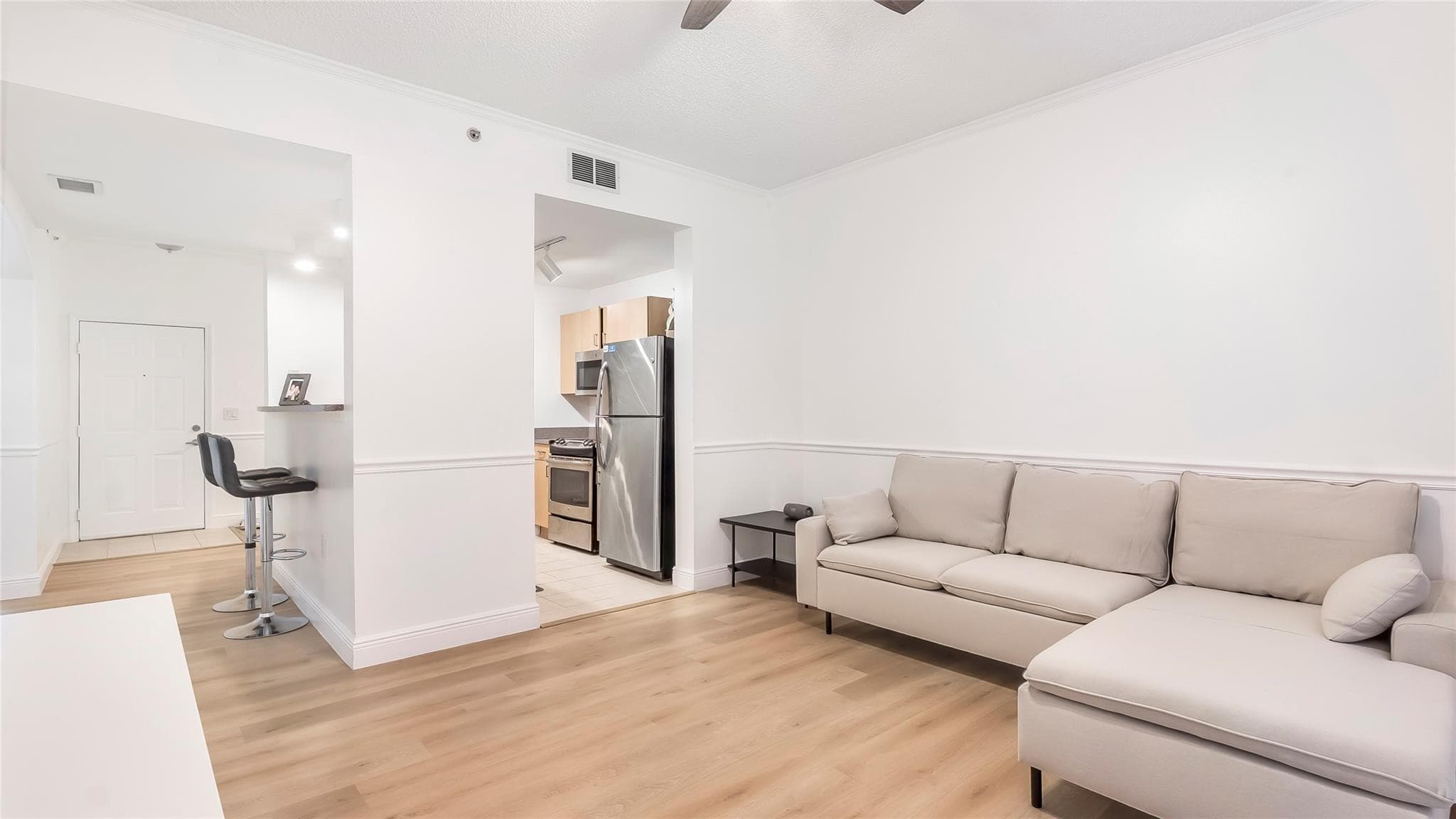 533 NE 3rd Avenue 132, Fort Lauderdale, FL 33301 — photo 14 of 26