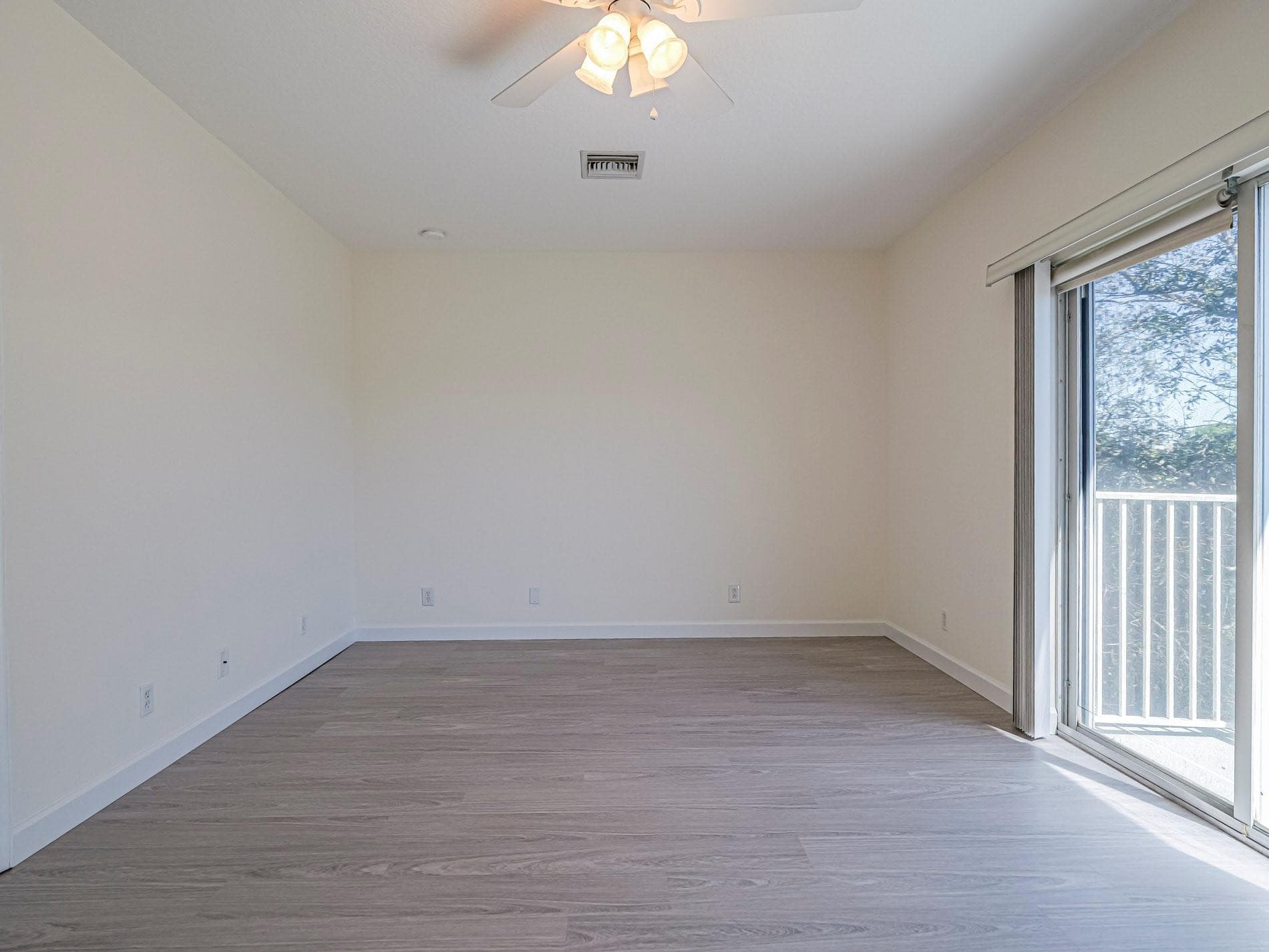 1834 77th Drive 1834, Vero Beach, FL 32966 — photo 11 of 20