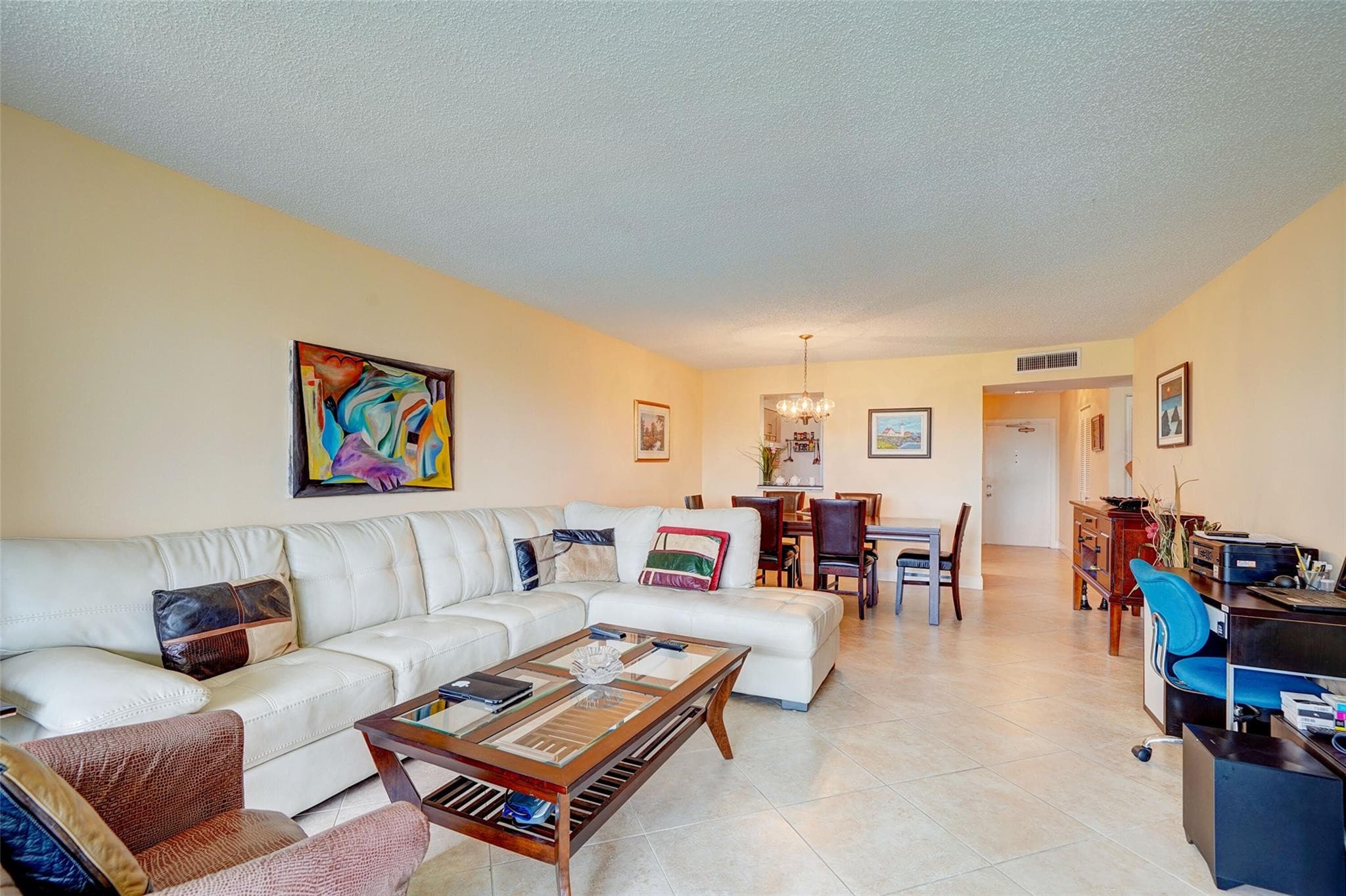 Condominium in Margate — photo 9 of 24