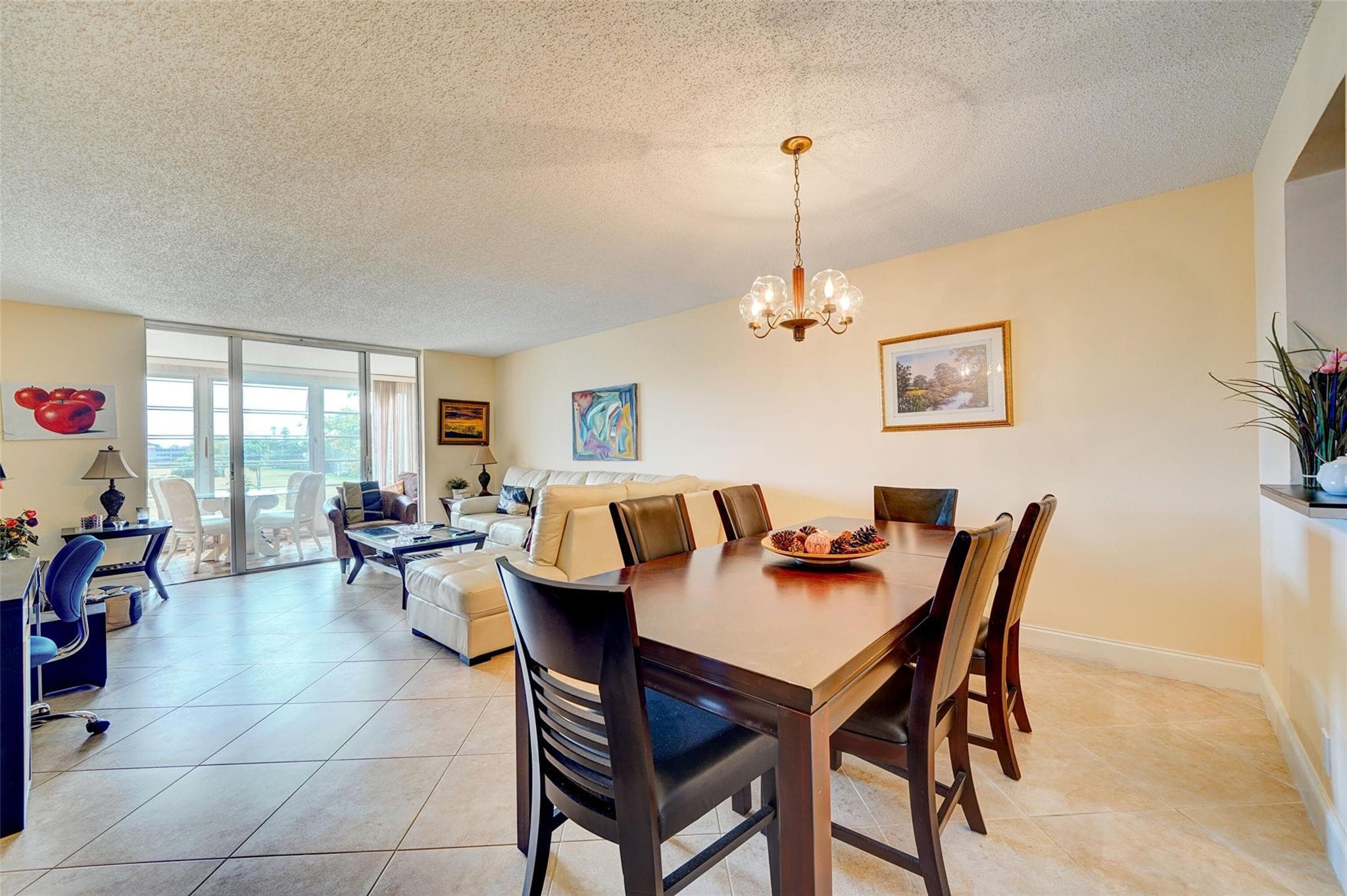 Condominium in Margate — photo 10 of 24