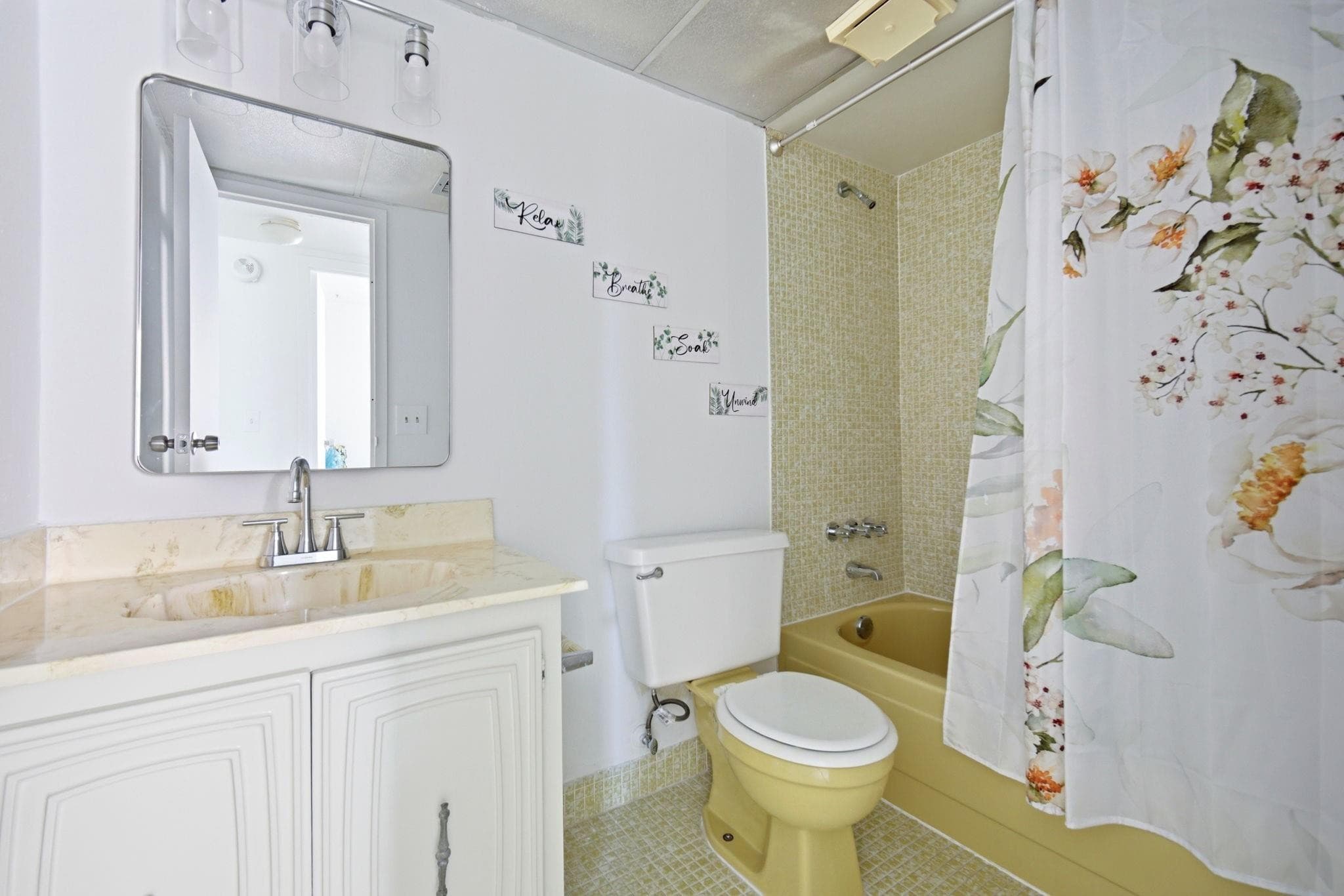 2801 Somerset Drive 401, Lauderdale Lakes, FL 33311 — photo 18 of 23