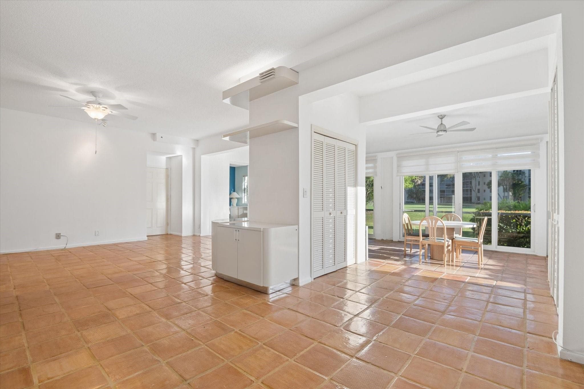 4110 W Palm Aire Drive 101b, Pompano Beach, FL 33069 — photo 3 of 22