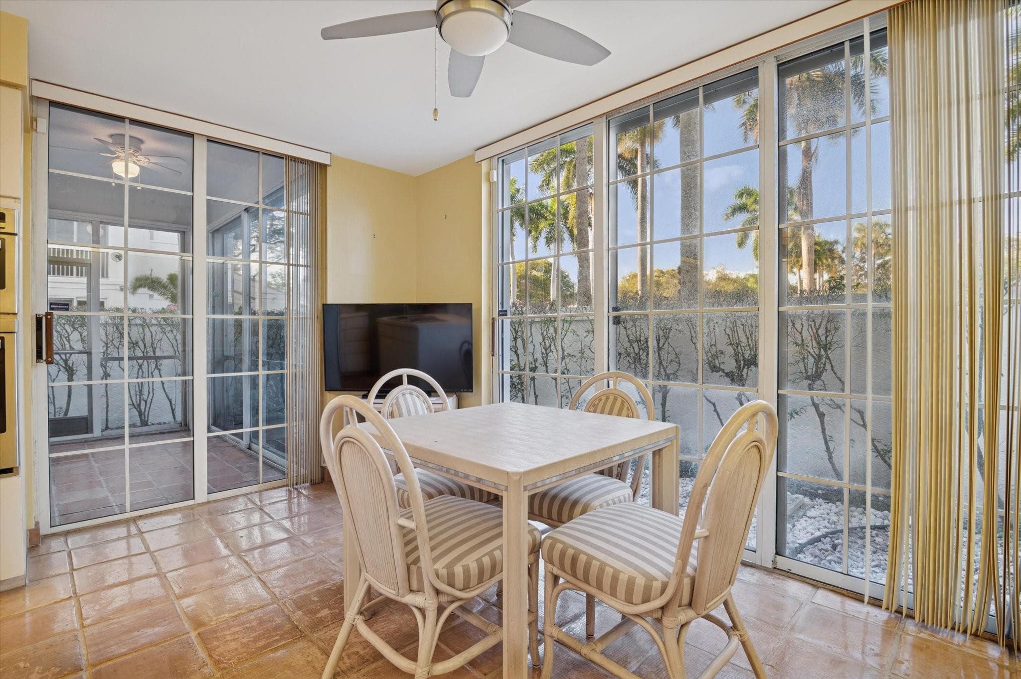 4110 W Palm Aire Drive 101b, Pompano Beach, FL 33069 — photo 9 of 22