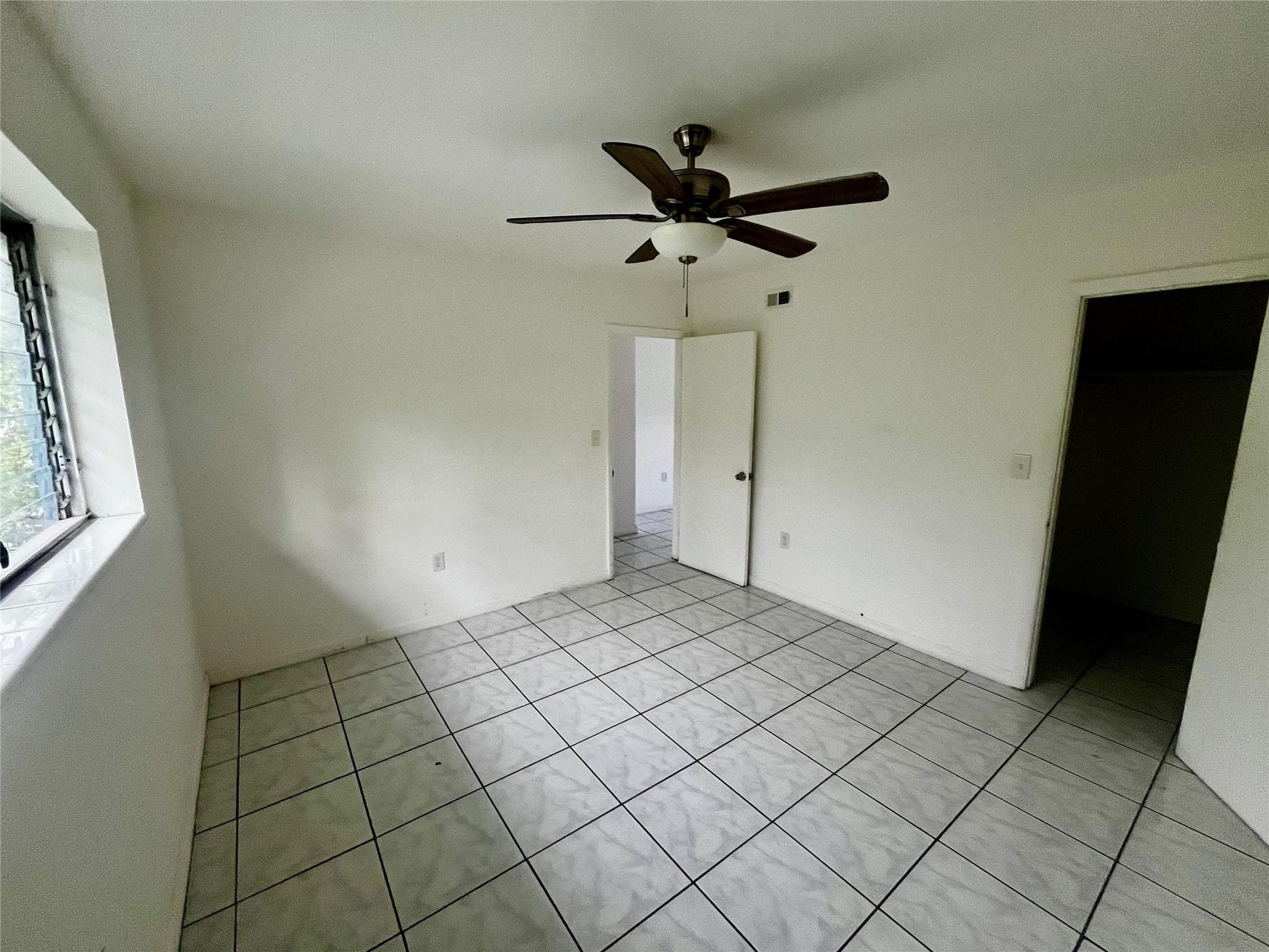 751 NE 83rd Terrace 18, Miami, FL 33138 — photo 3 of 3