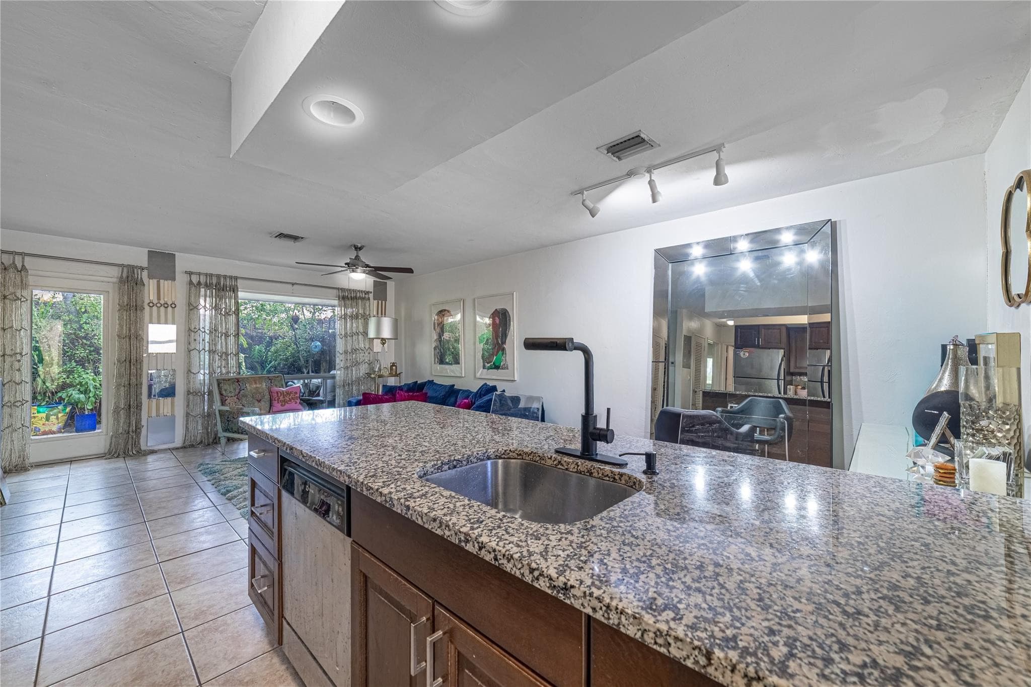 1009 NE 23rd Drive 1013 Ne 23 Dr, Wilton Manors, FL 33305 — photo 12 of 28