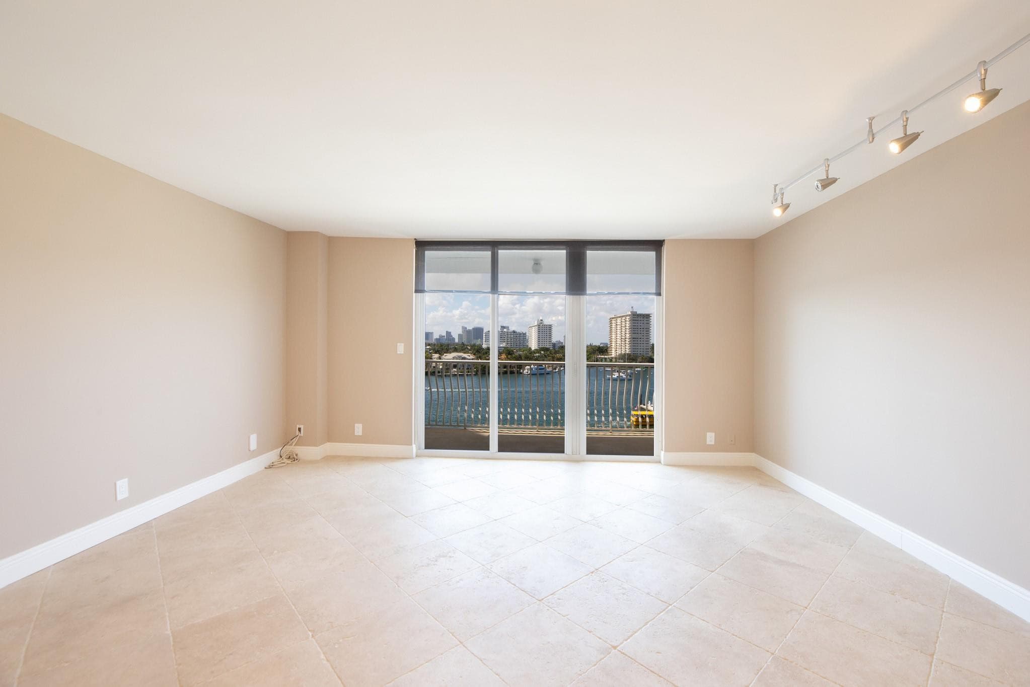1 Las Olas Circle 605, Fort Lauderdale, FL 33316 — photo 1 of 68