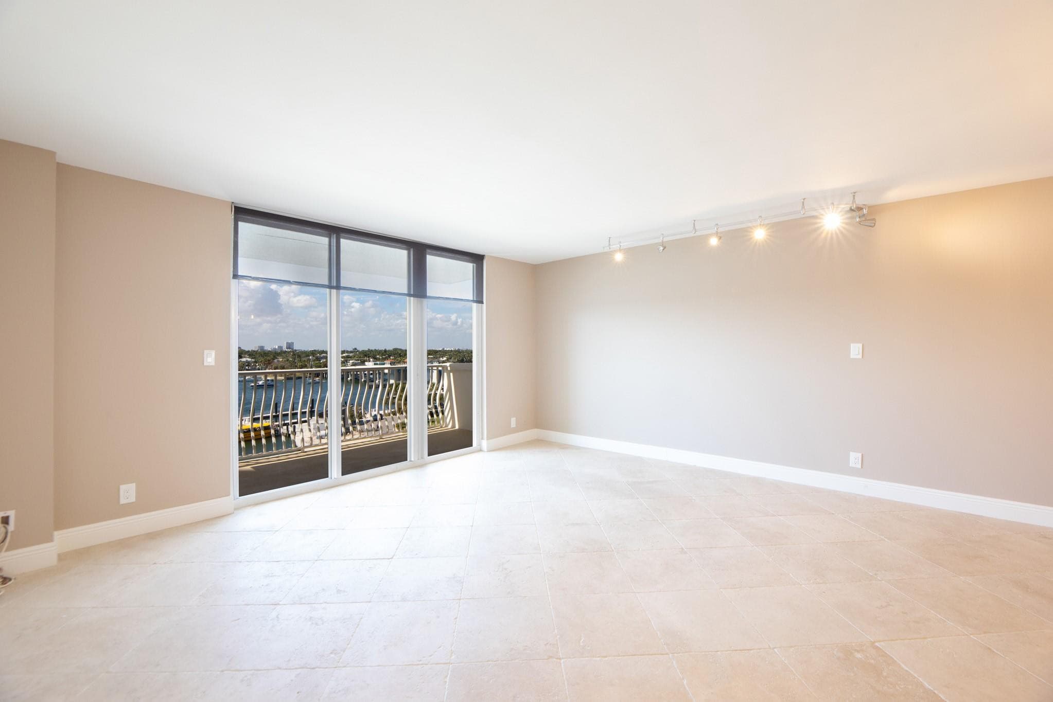 1 Las Olas Circle 605, Fort Lauderdale, FL 33316 — photo 3 of 68