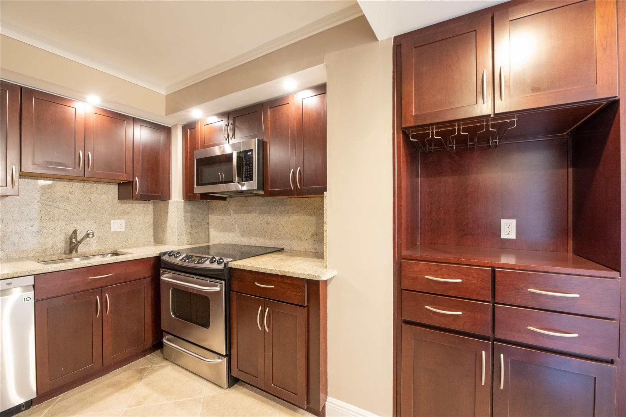 1 Las Olas Circle 605, Fort Lauderdale, FL 33316 — photo 11 of 68