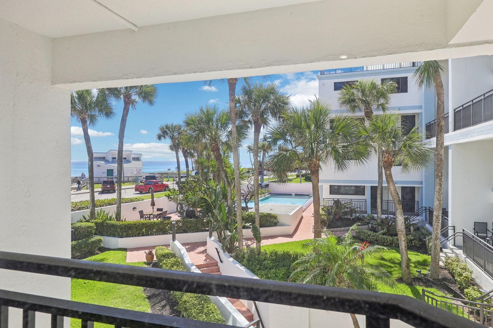 665 SE 21st Avenue 107, Deerfield Beach, FL 33441 — photo 19 of 44