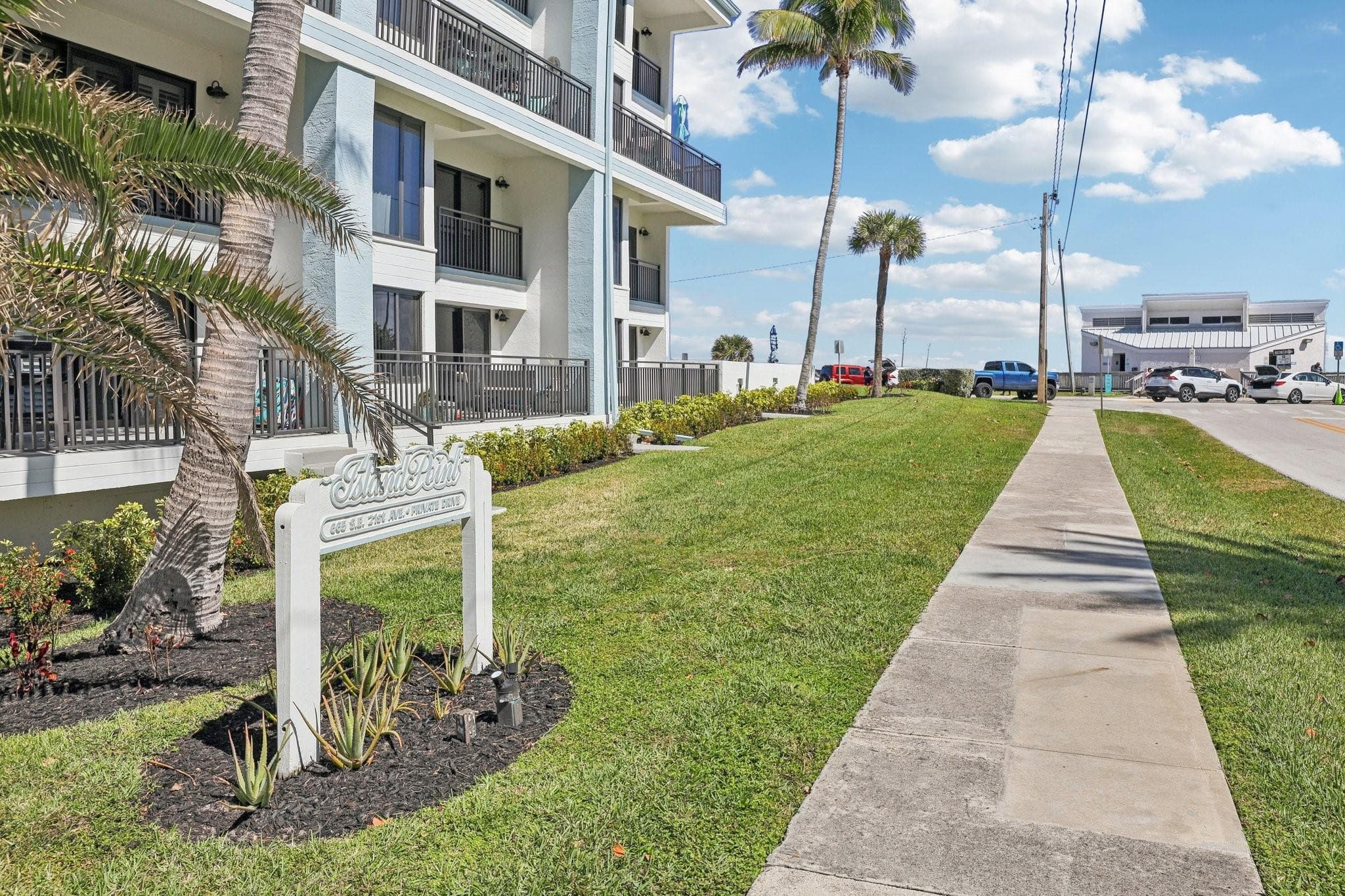 665 SE 21st Avenue 107, Deerfield Beach, FL 33441 — photo 33 of 44