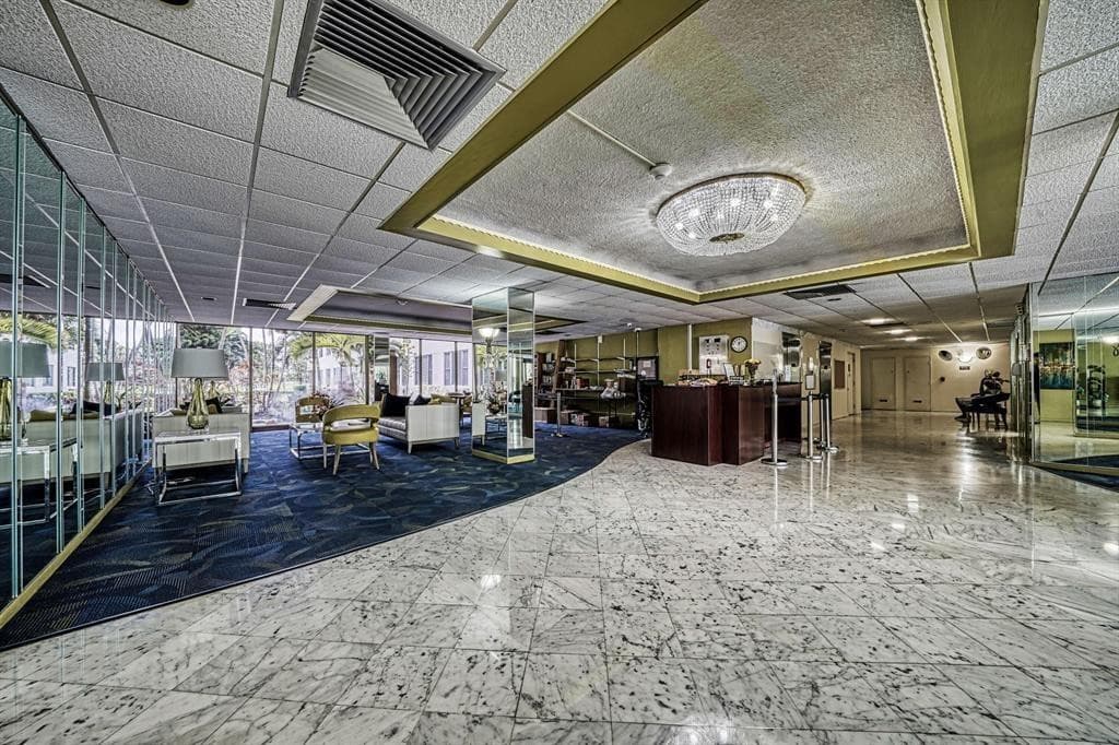 4330 Hillcrest Drive 420, Hollywood, FL 33021 — photo 3 of 33