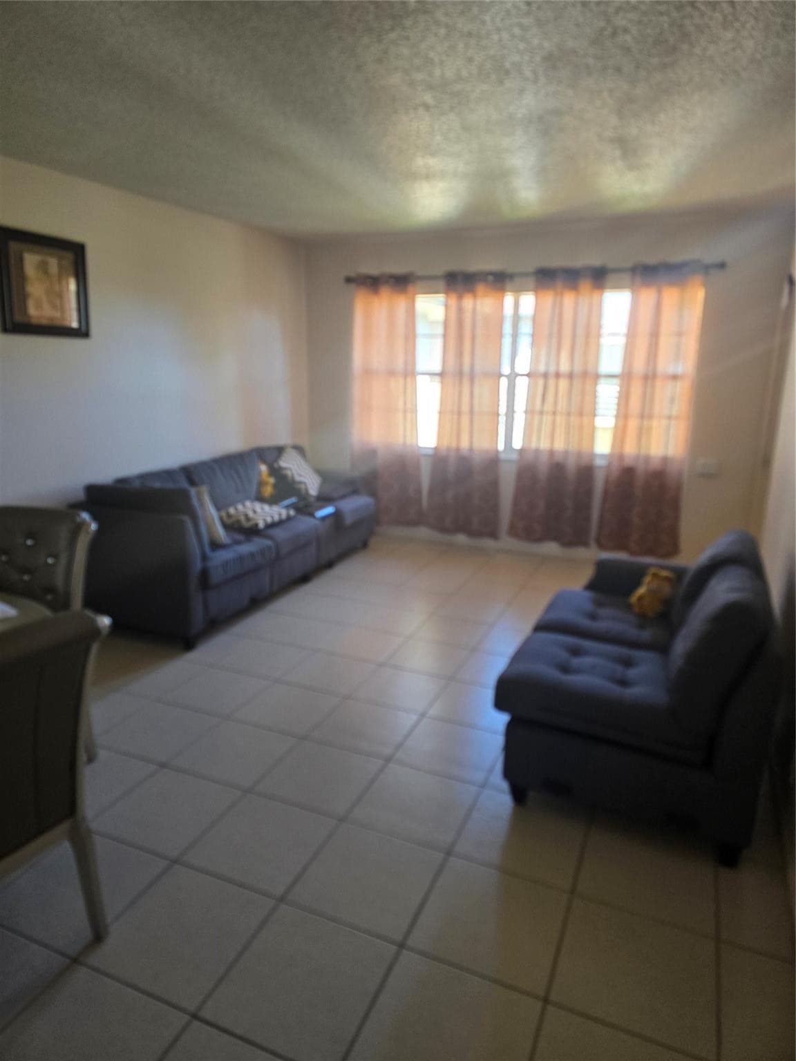 Condominium in Lauderdale Lakes — photo 4 of 13