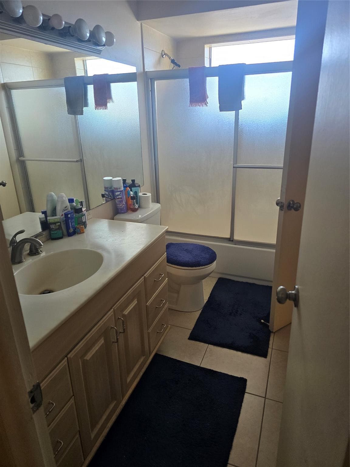 Condominium in Lauderdale Lakes — photo 9 of 13