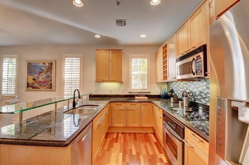 306 E Mallory Circle, Delray Beach, FL 33483 — photo 10 of 36
