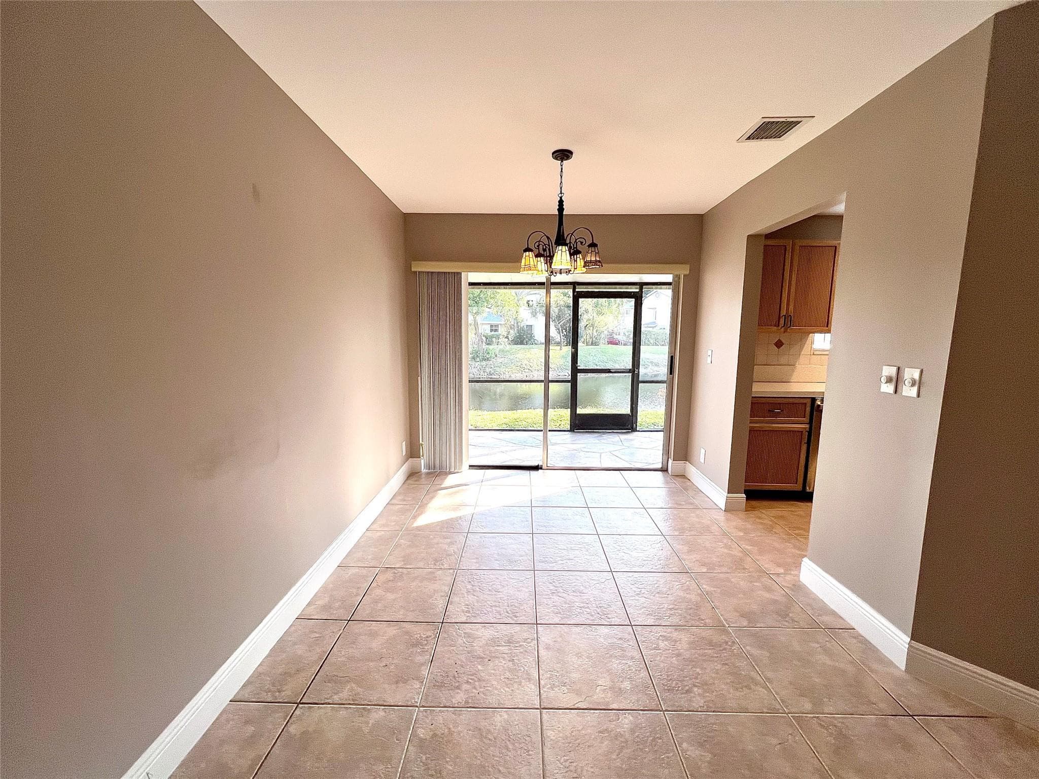 2246 Discovery Circle, Deerfield Beach, FL 33442 — photo 5 of 40