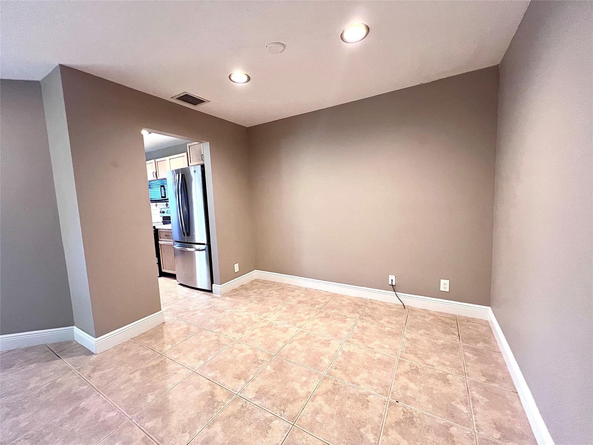 2246 Discovery Circle, Deerfield Beach, FL 33442 — photo 7 of 40