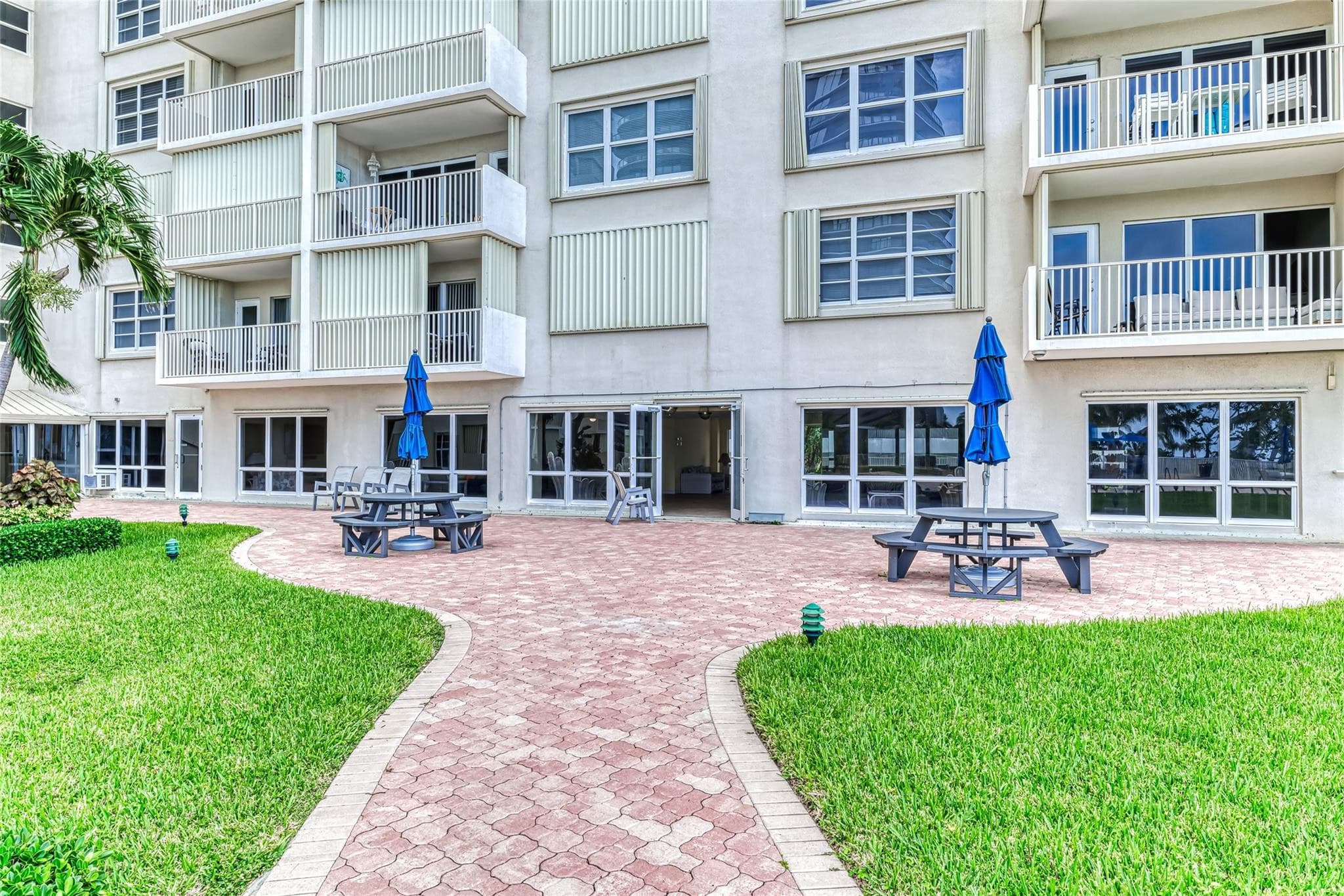 750 N Ocean Boulevard 1503, Pompano Beach, FL 33062 — photo 34 of 42