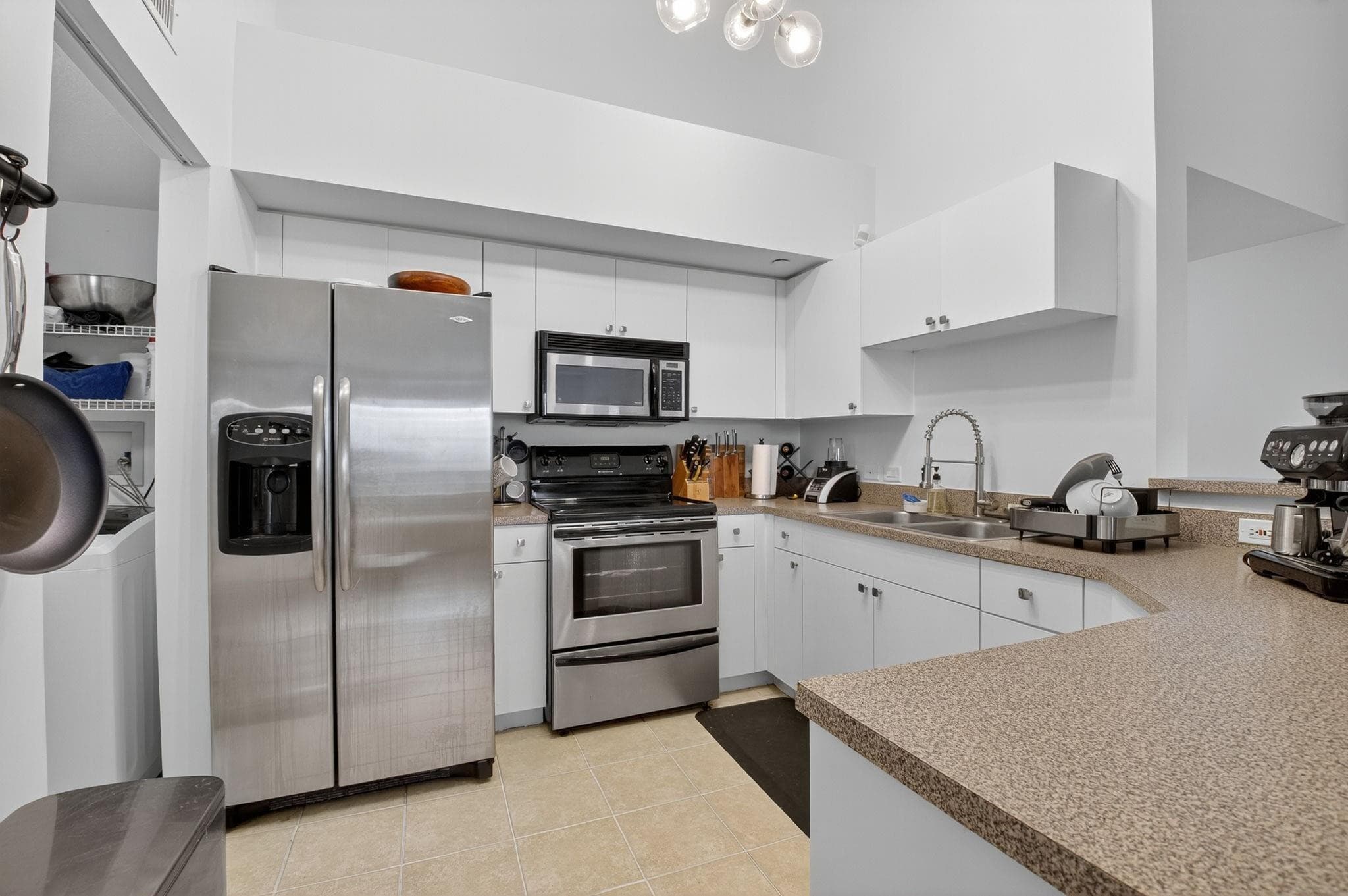 224 Villa Circle 224, Boynton Beach, FL 33435 — photo 4 of 41
