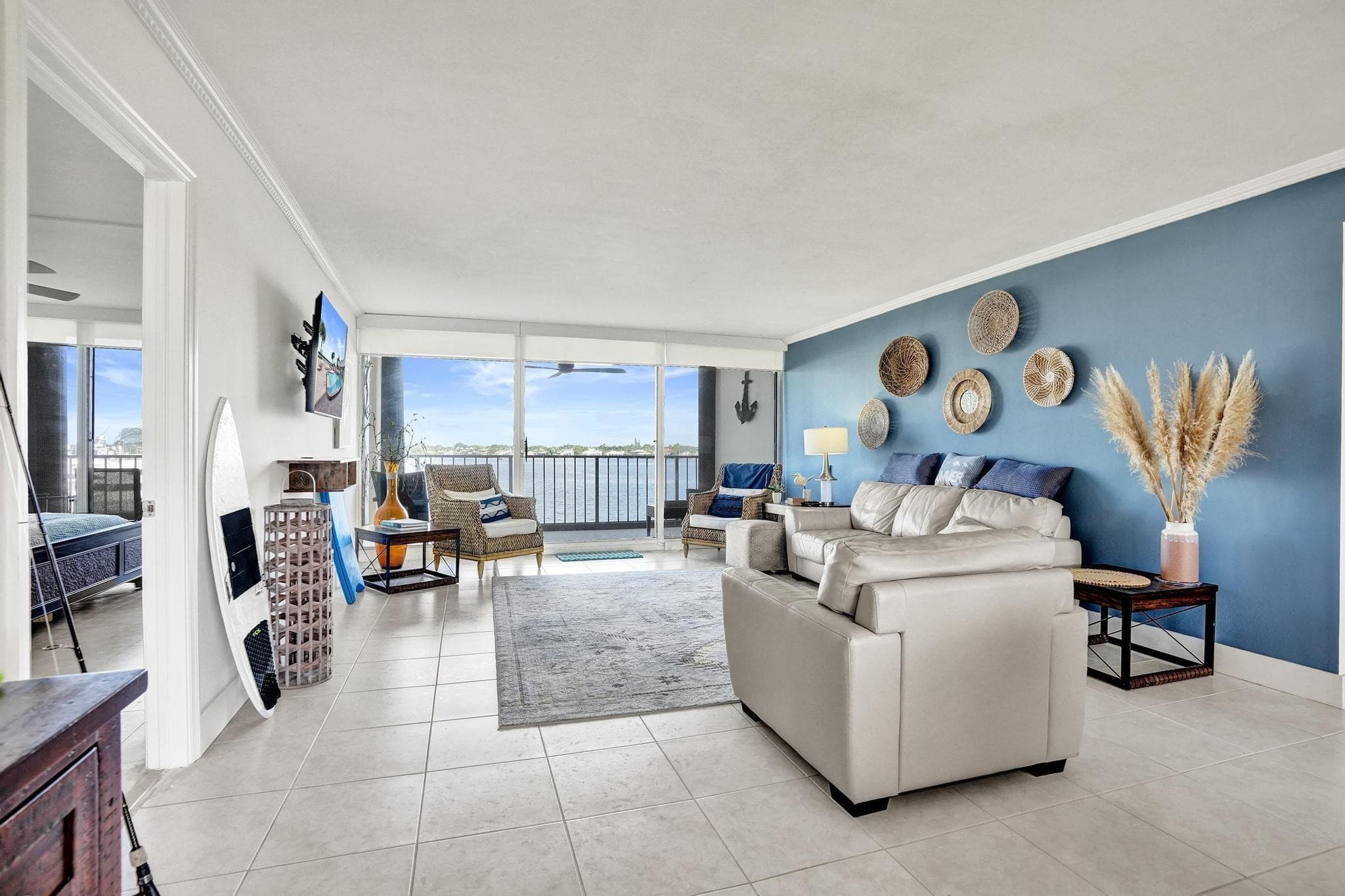 132 Lakeshore Drive 317, North Palm Beach, FL 33408 — photo 6 of 37