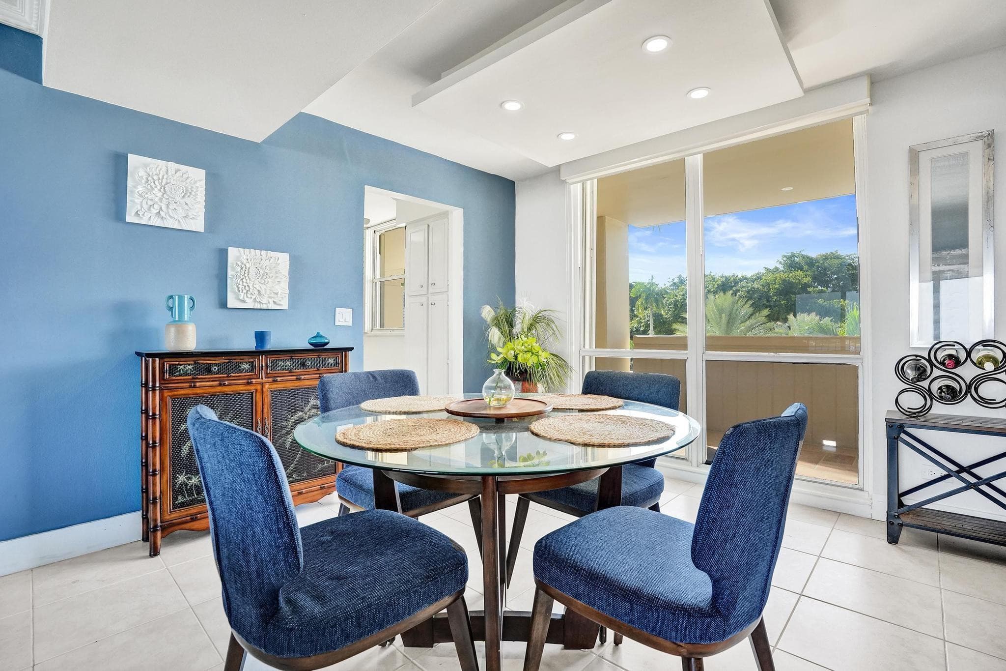 132 Lakeshore Drive 317, North Palm Beach, FL 33408 — photo 12 of 37