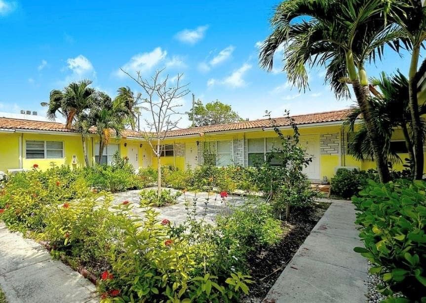1125 NE 80th Street, Miami, FL 33138 — photo 11 of 18