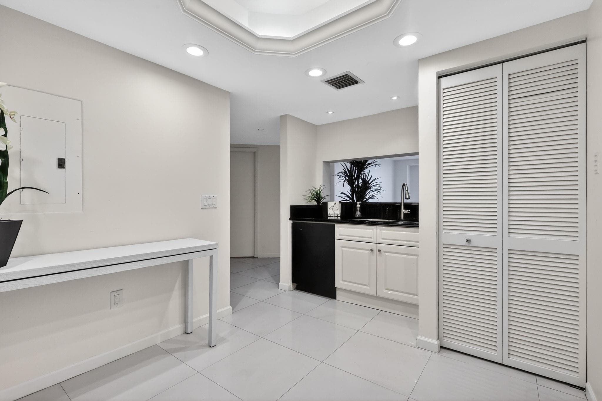 9595 Collins Avenue N-8f, Surfside, FL 33154 — photo 18 of 48